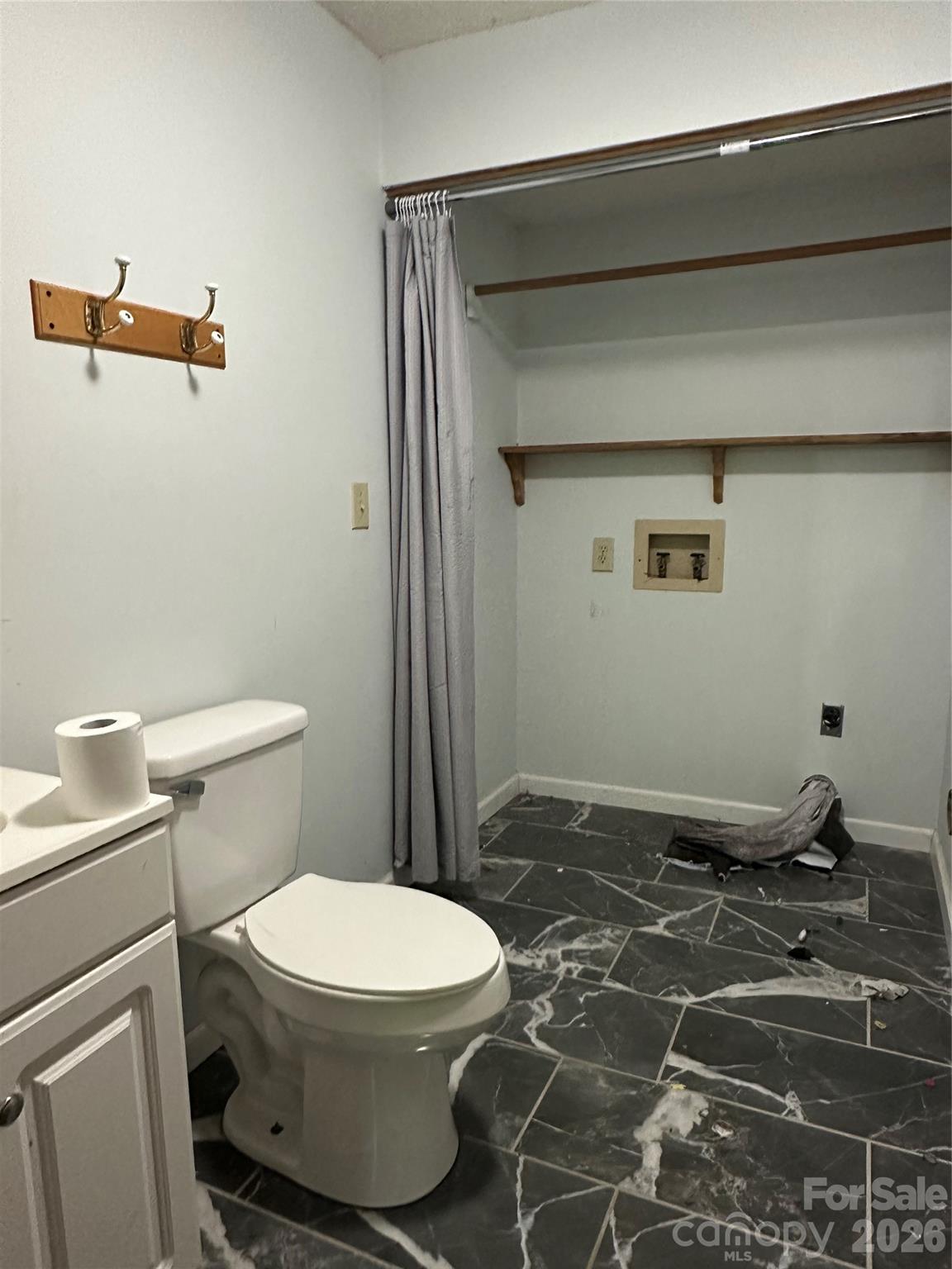306 New Orleans Boulevard — Morganton