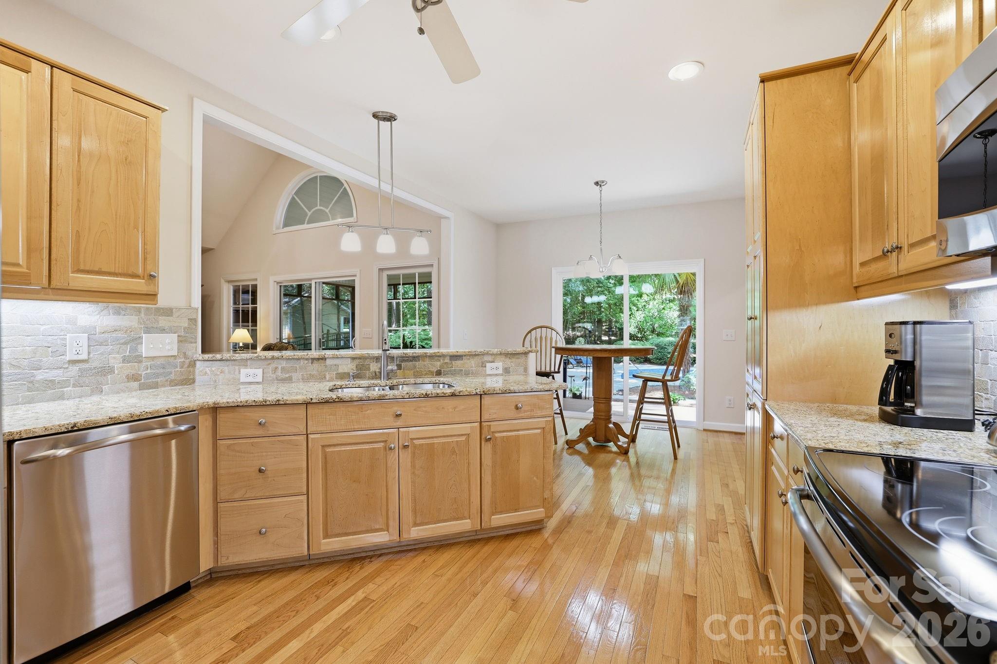 1353 Cole Avenue — Rock Hill