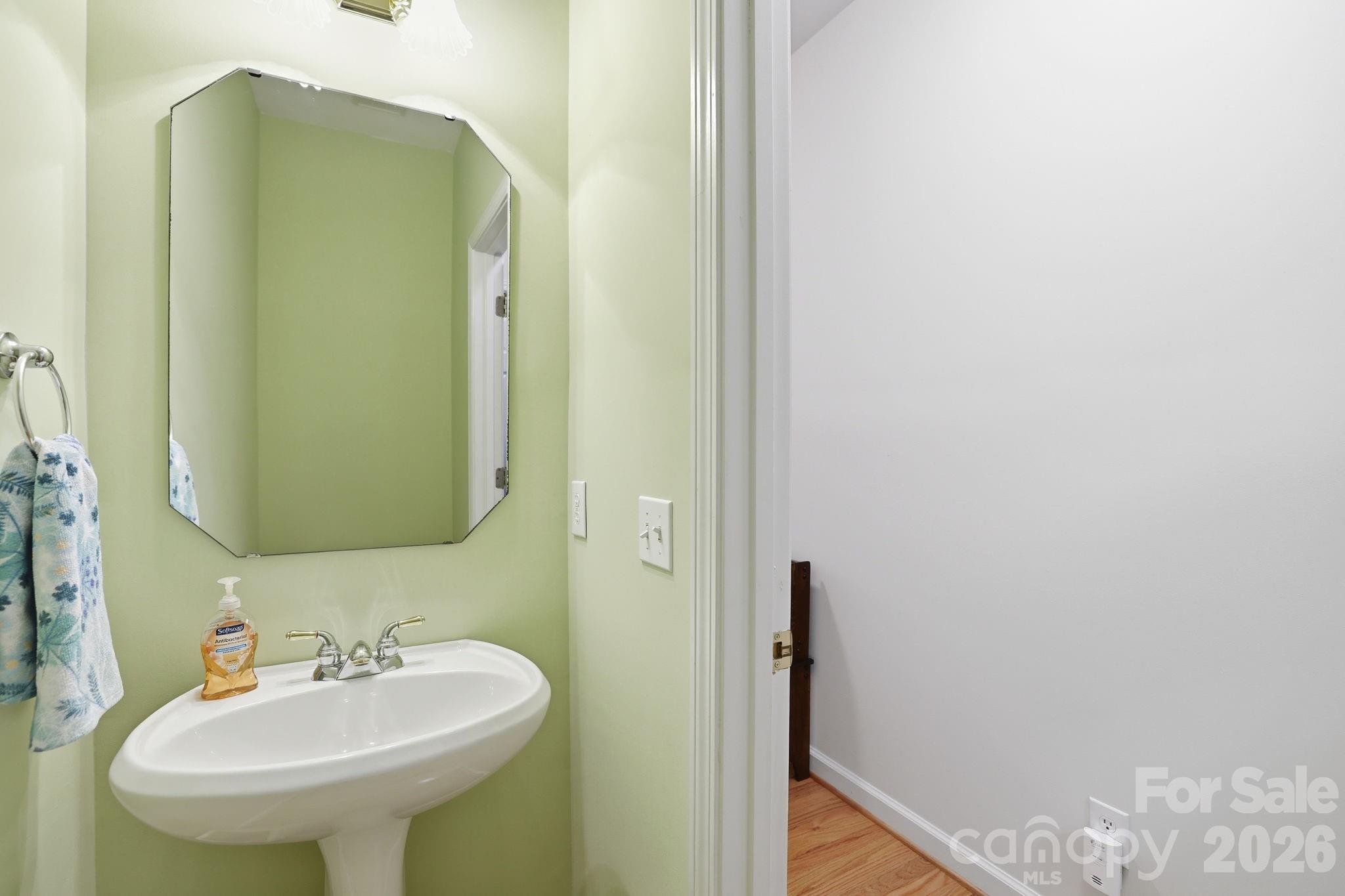 1353 Cole Avenue — Rock Hill