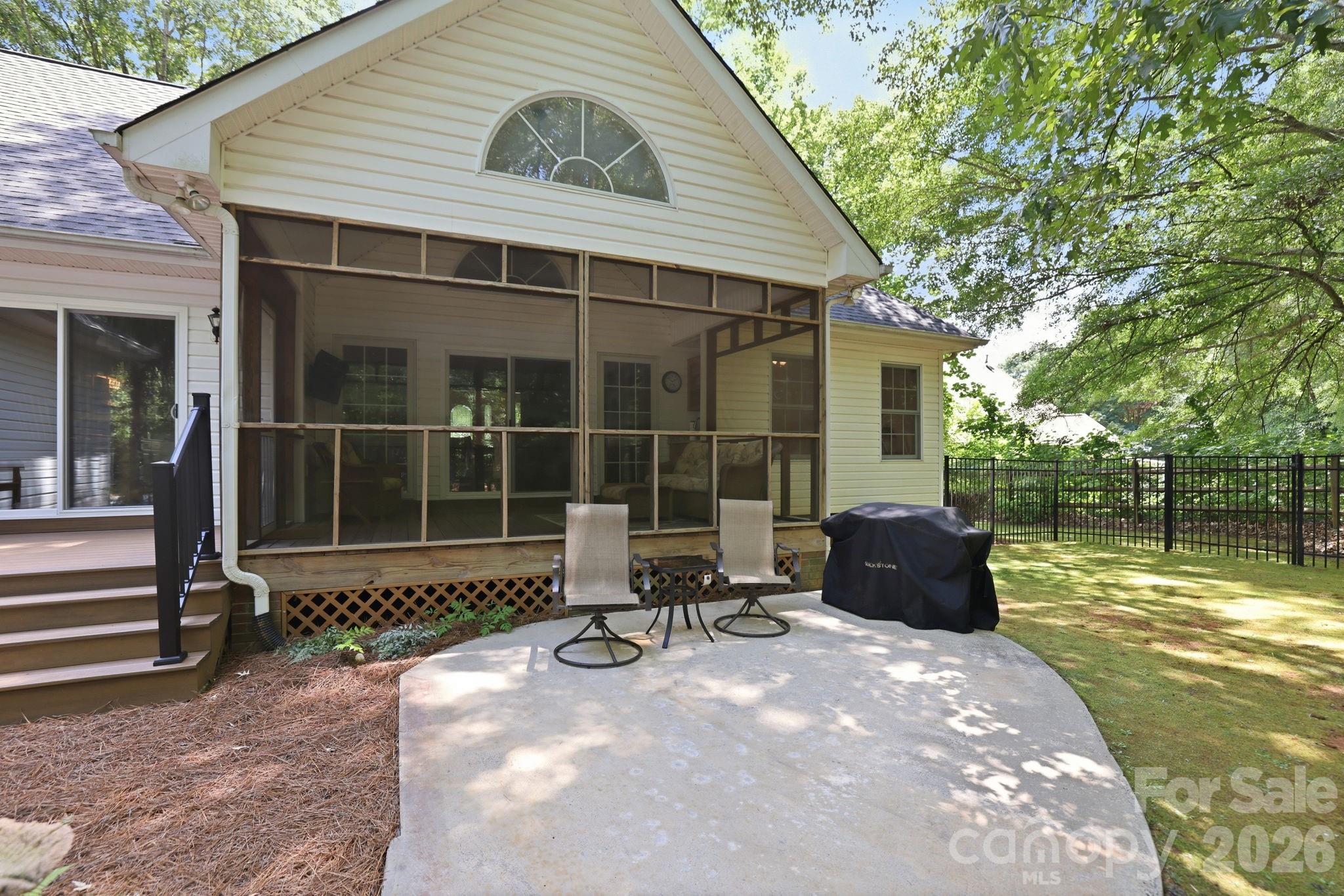 1353 Cole Avenue — Rock Hill