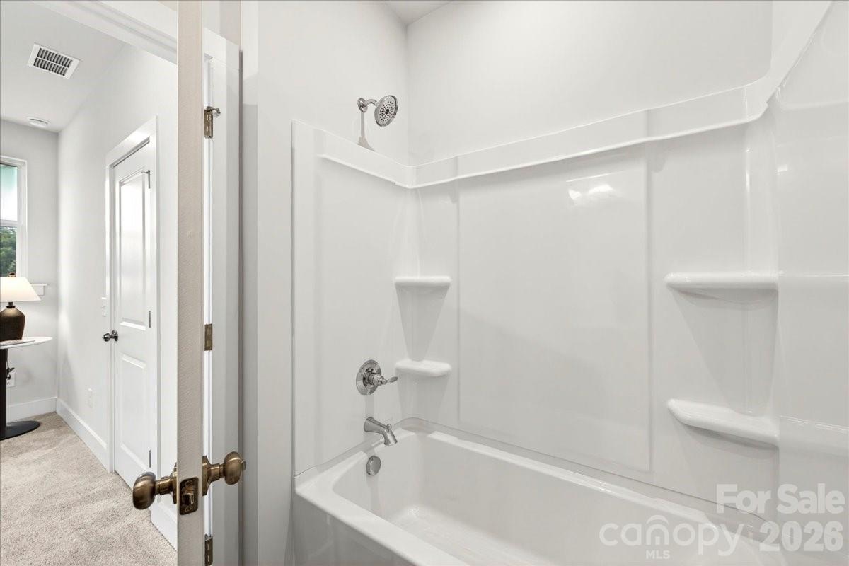 4032 Canvas Court — Charlotte