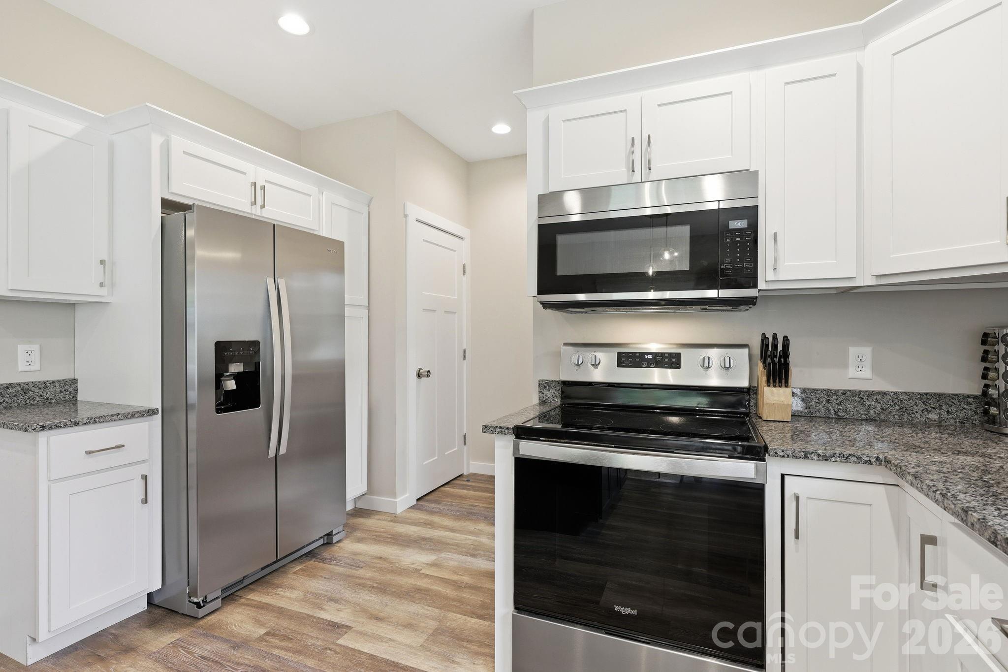 27 Ben Lippen Road — Asheville