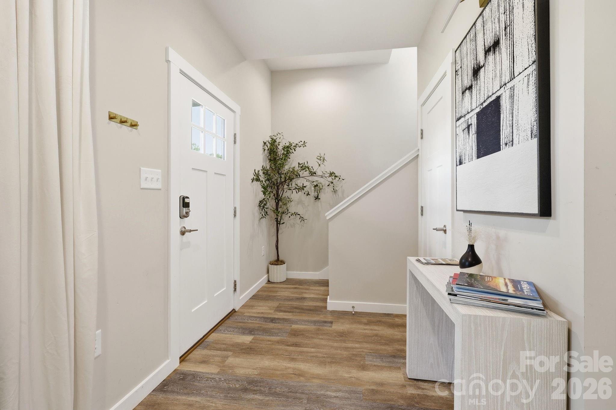 27 Ben Lippen Road — Asheville