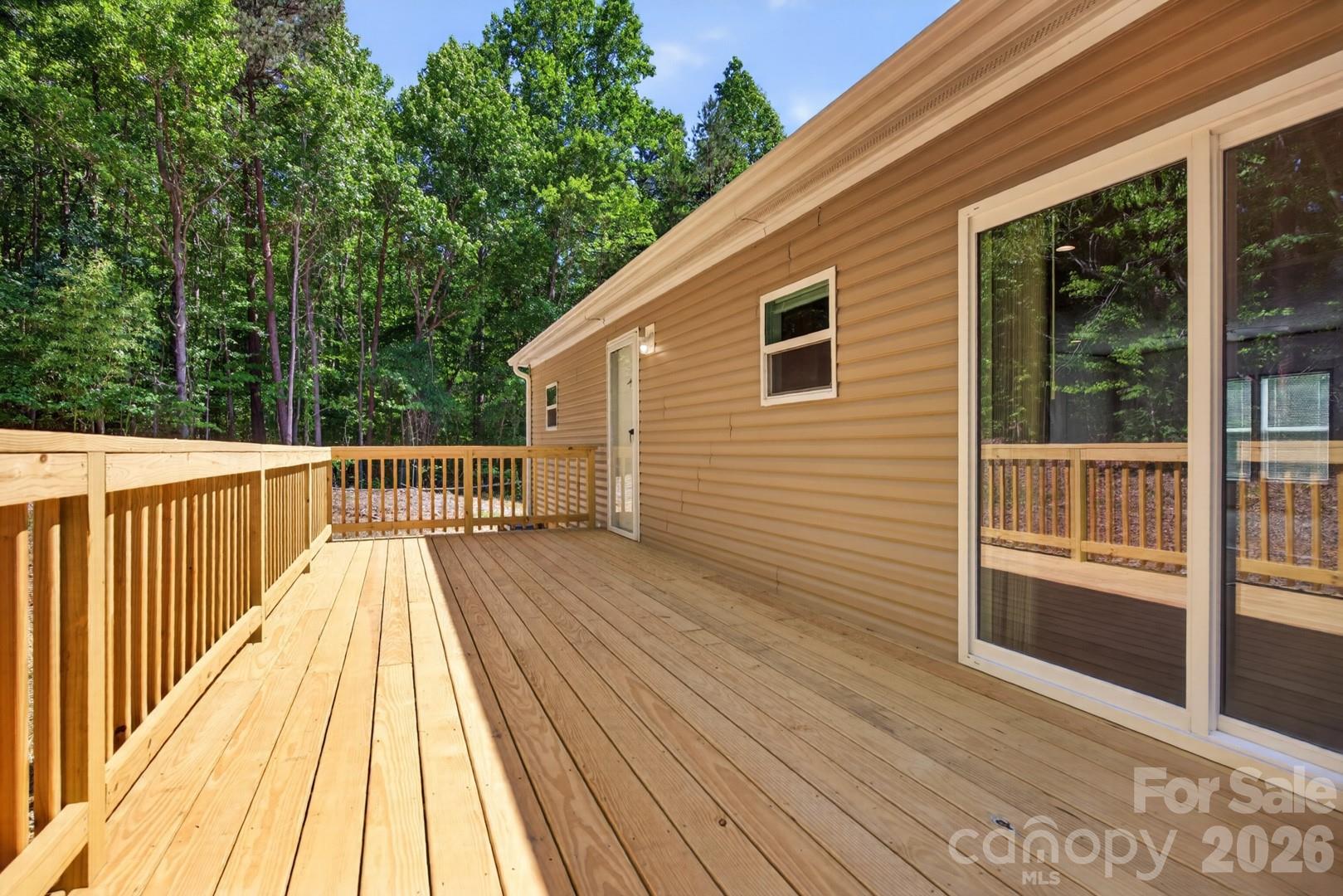 245 Harvick Lane — Lexington