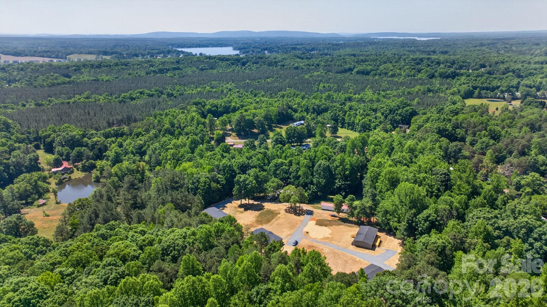 245 Harvick Lane — Lexington