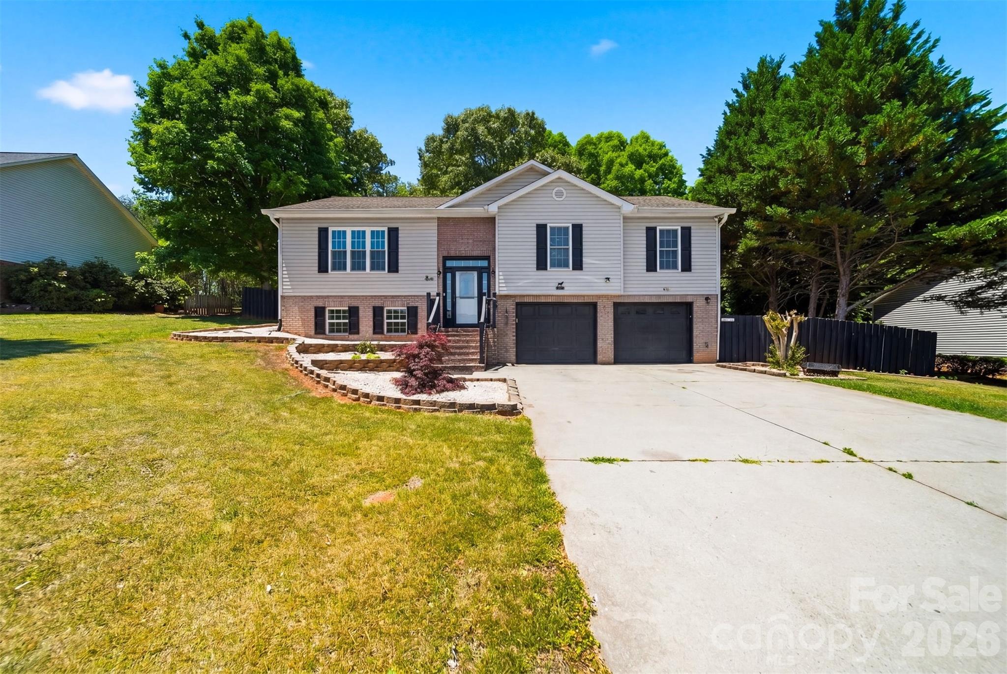 107 Cliffwood Drive — Hudson
