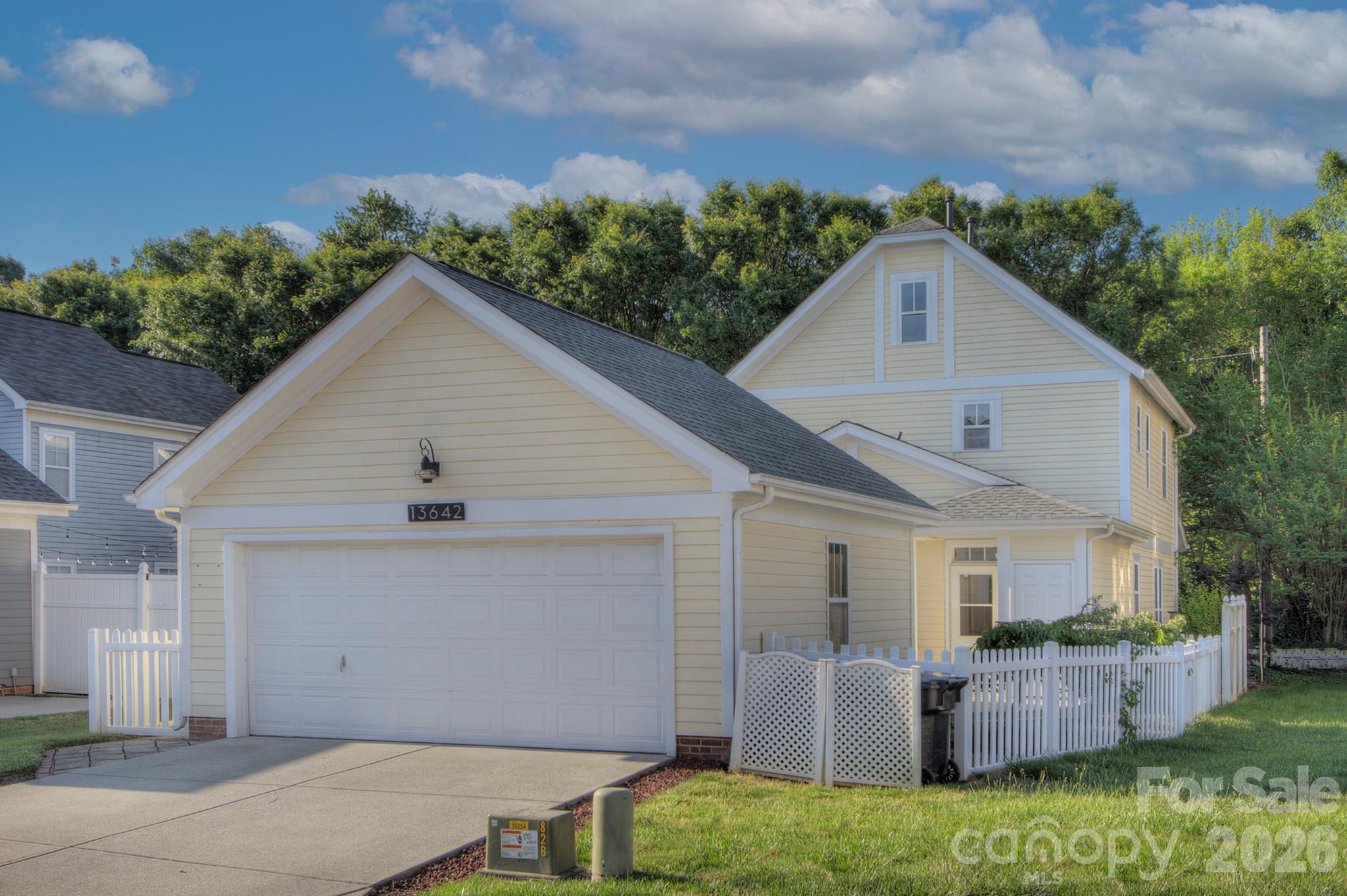 13642 Stumptown Road — Huntersville
