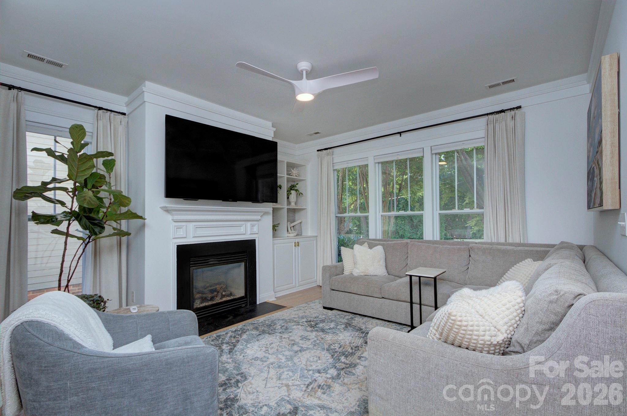 13642 Stumptown Road — Huntersville