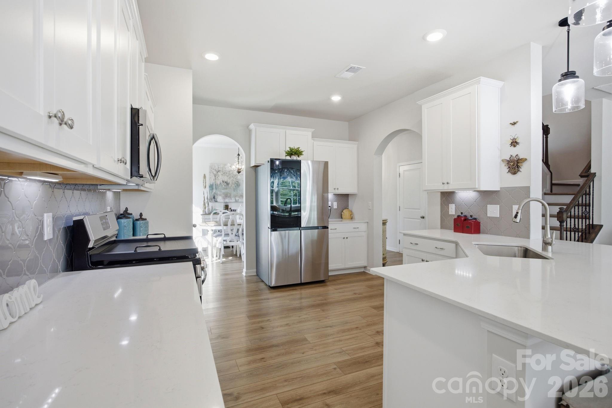 5688 Newton Way — Maiden