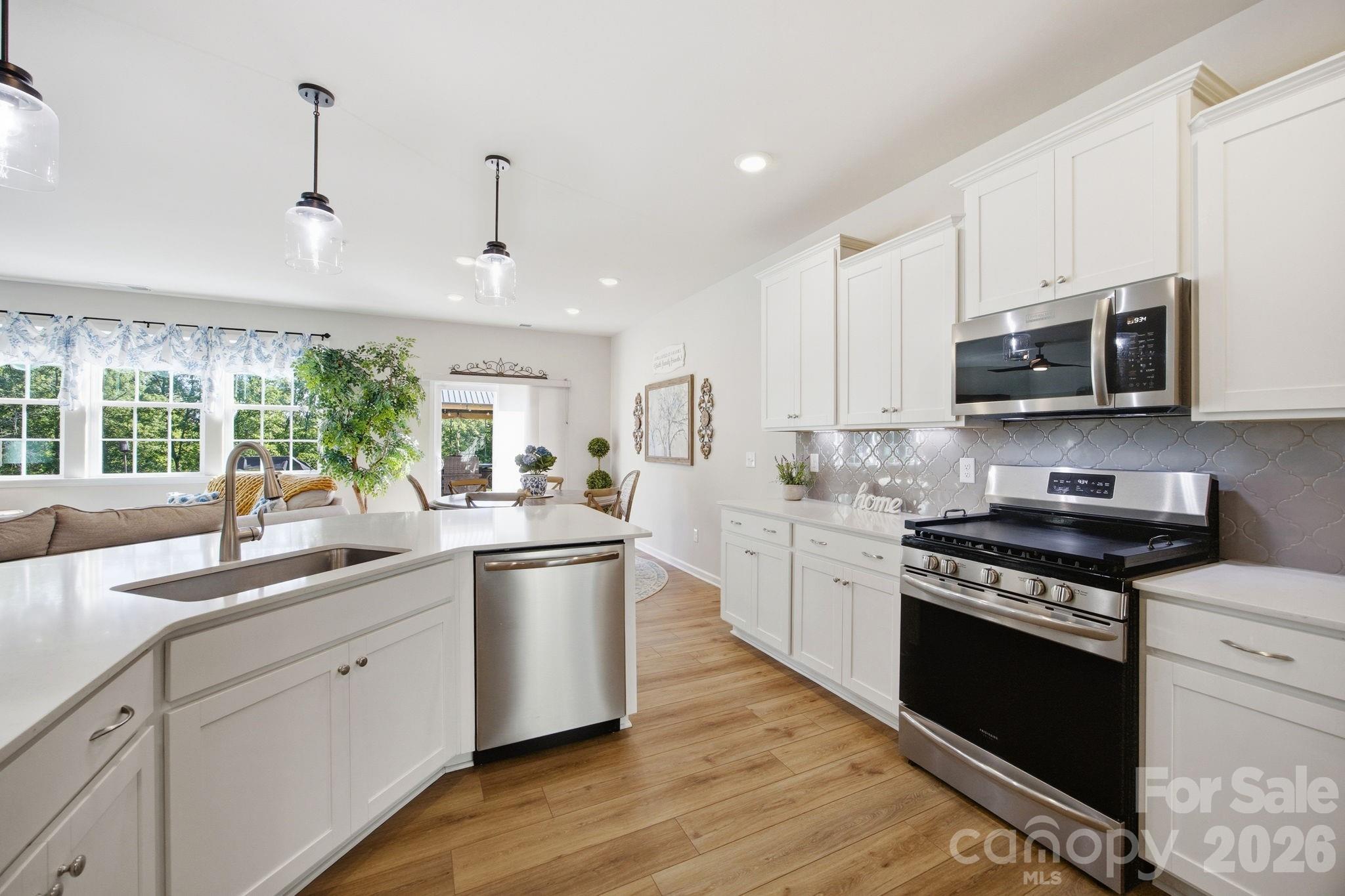5688 Newton Way — Maiden