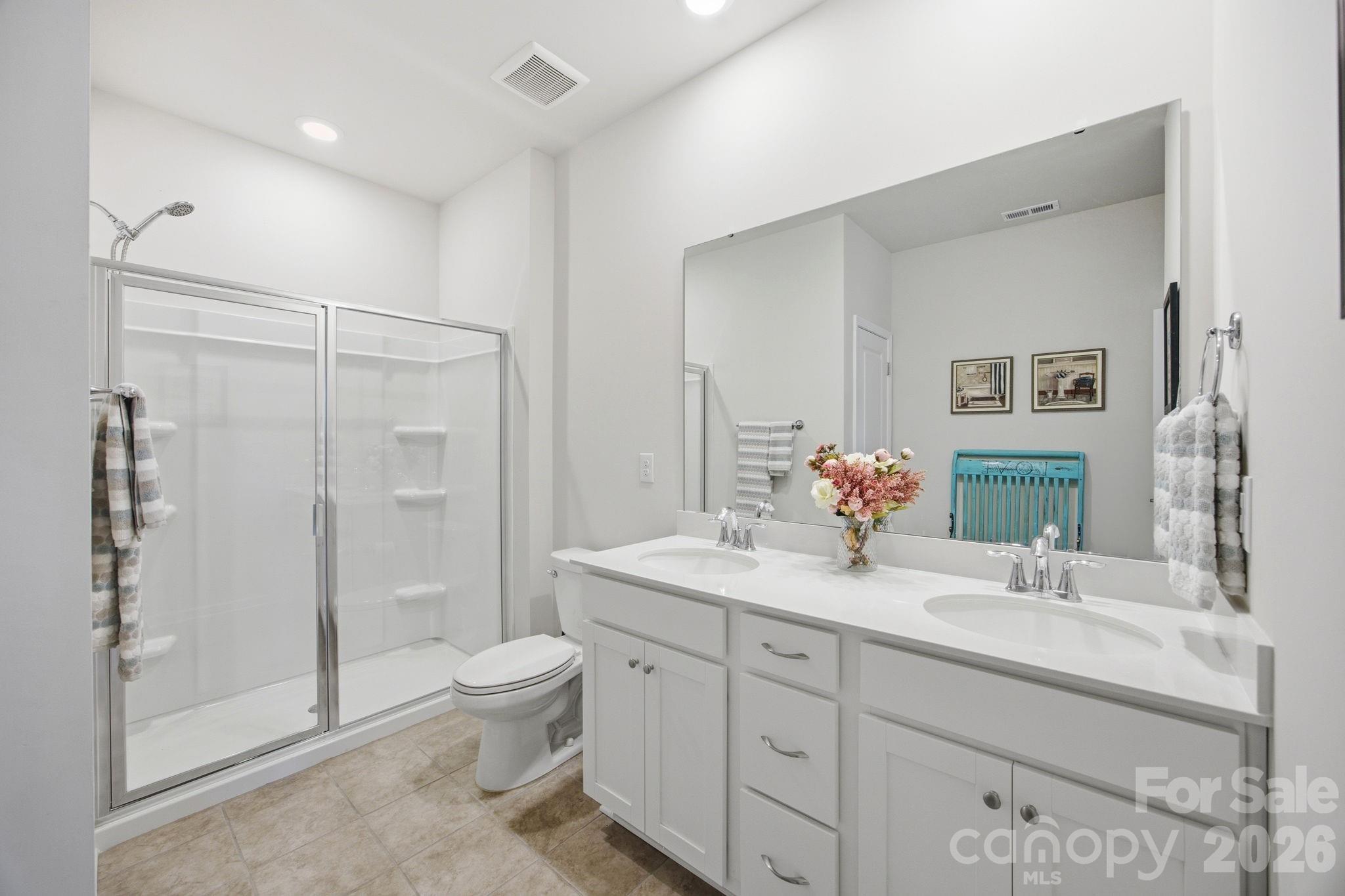 5688 Newton Way — Maiden