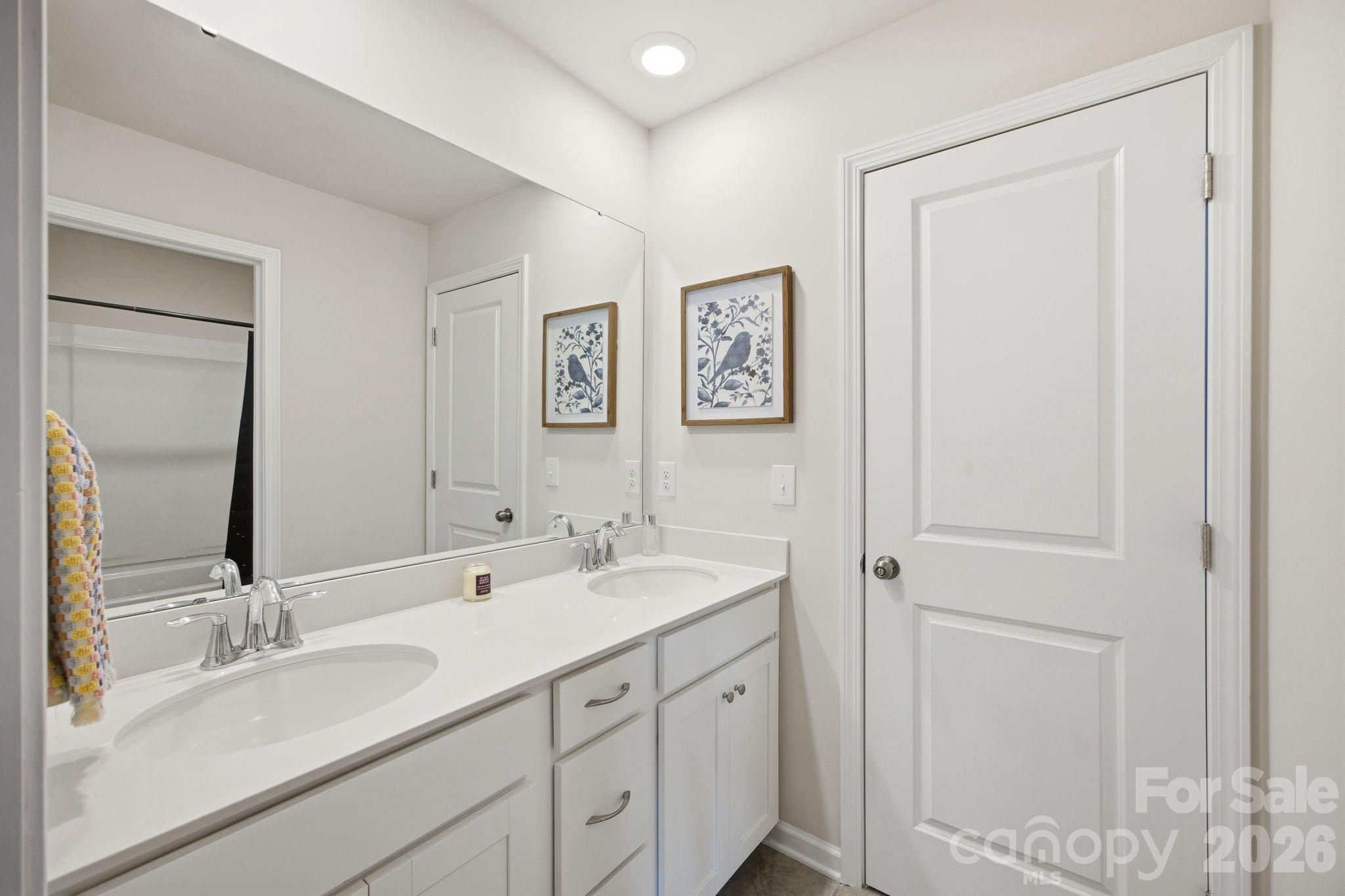 5688 Newton Way — Maiden