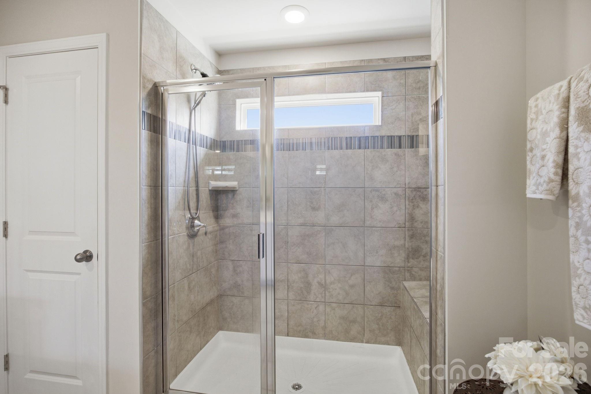 5688 Newton Way — Maiden