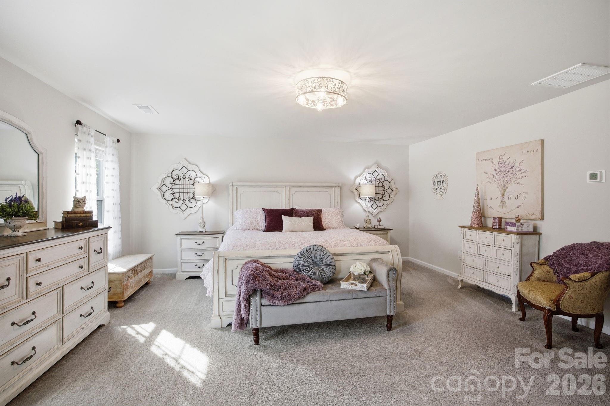5688 Newton Way — Maiden