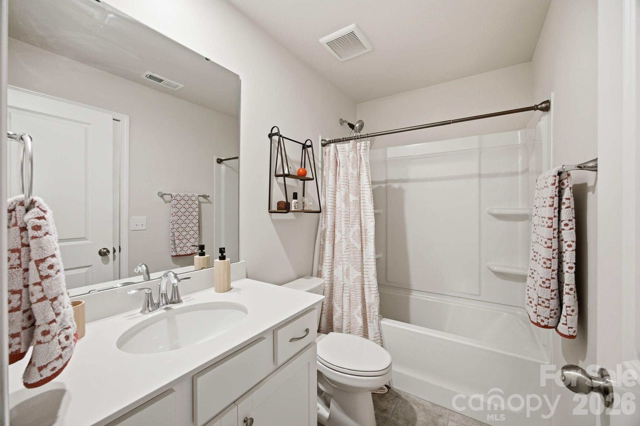 5688 Newton Way — Maiden