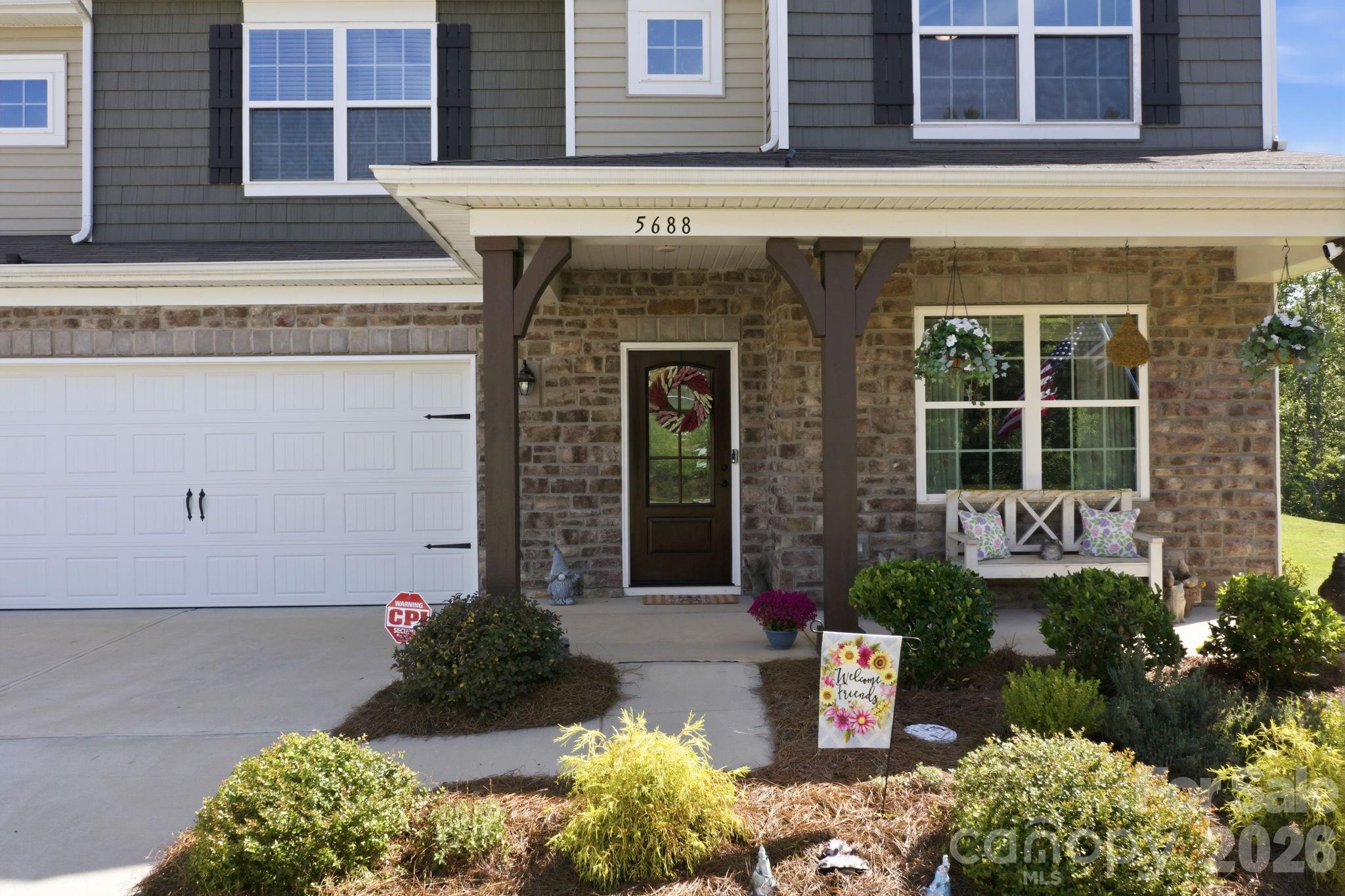 5688 Newton Way — Maiden