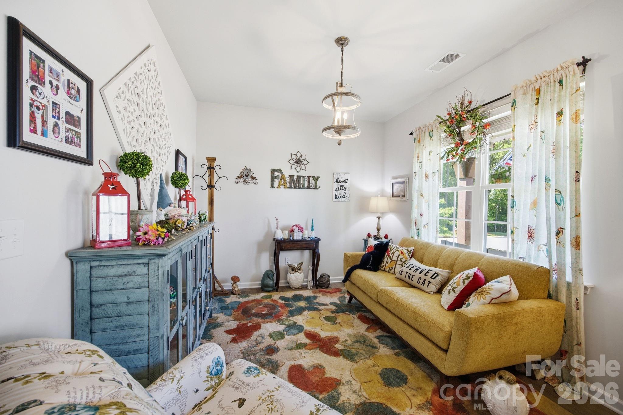 5688 Newton Way — Maiden