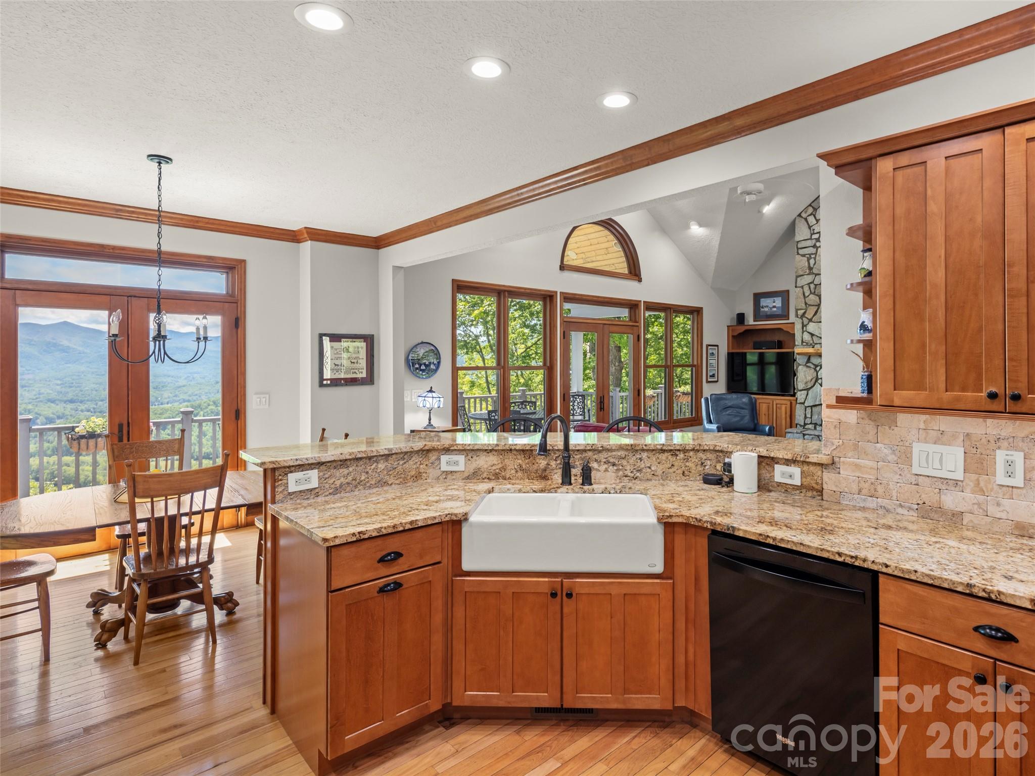 1278 Breckenridge Road — Waynesville