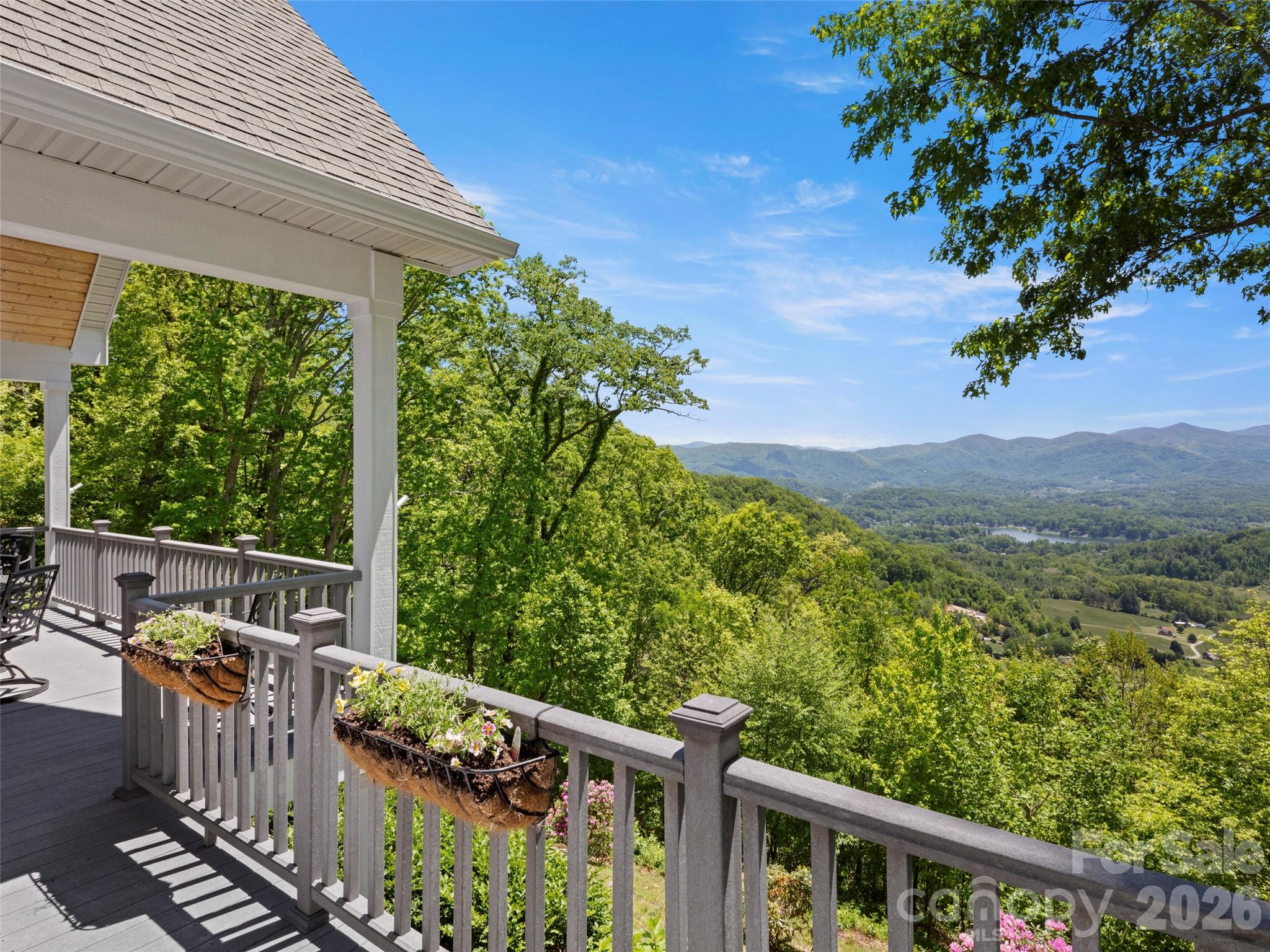 1278 Breckenridge Road — Waynesville