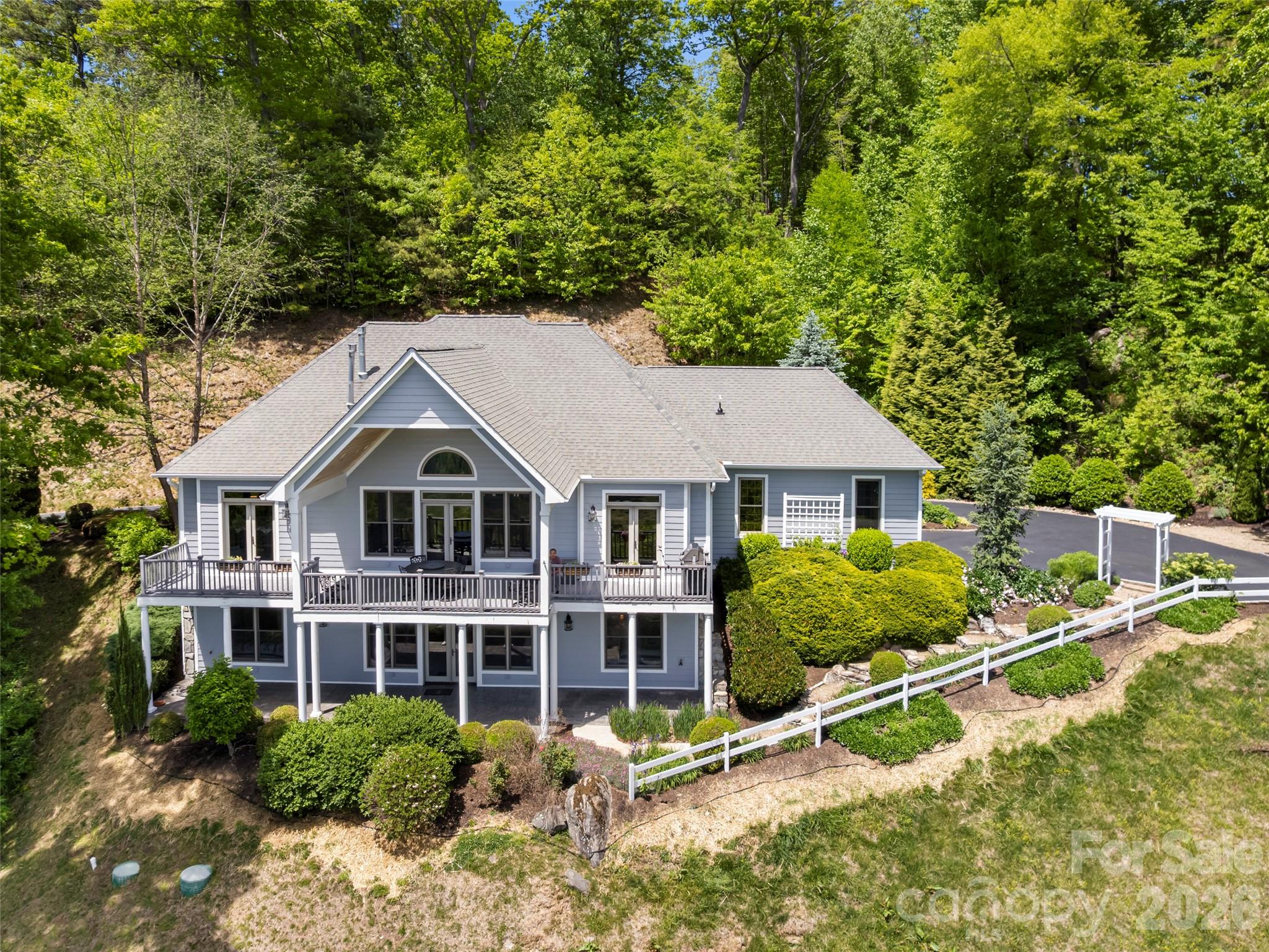 1278 Breckenridge Road — Waynesville