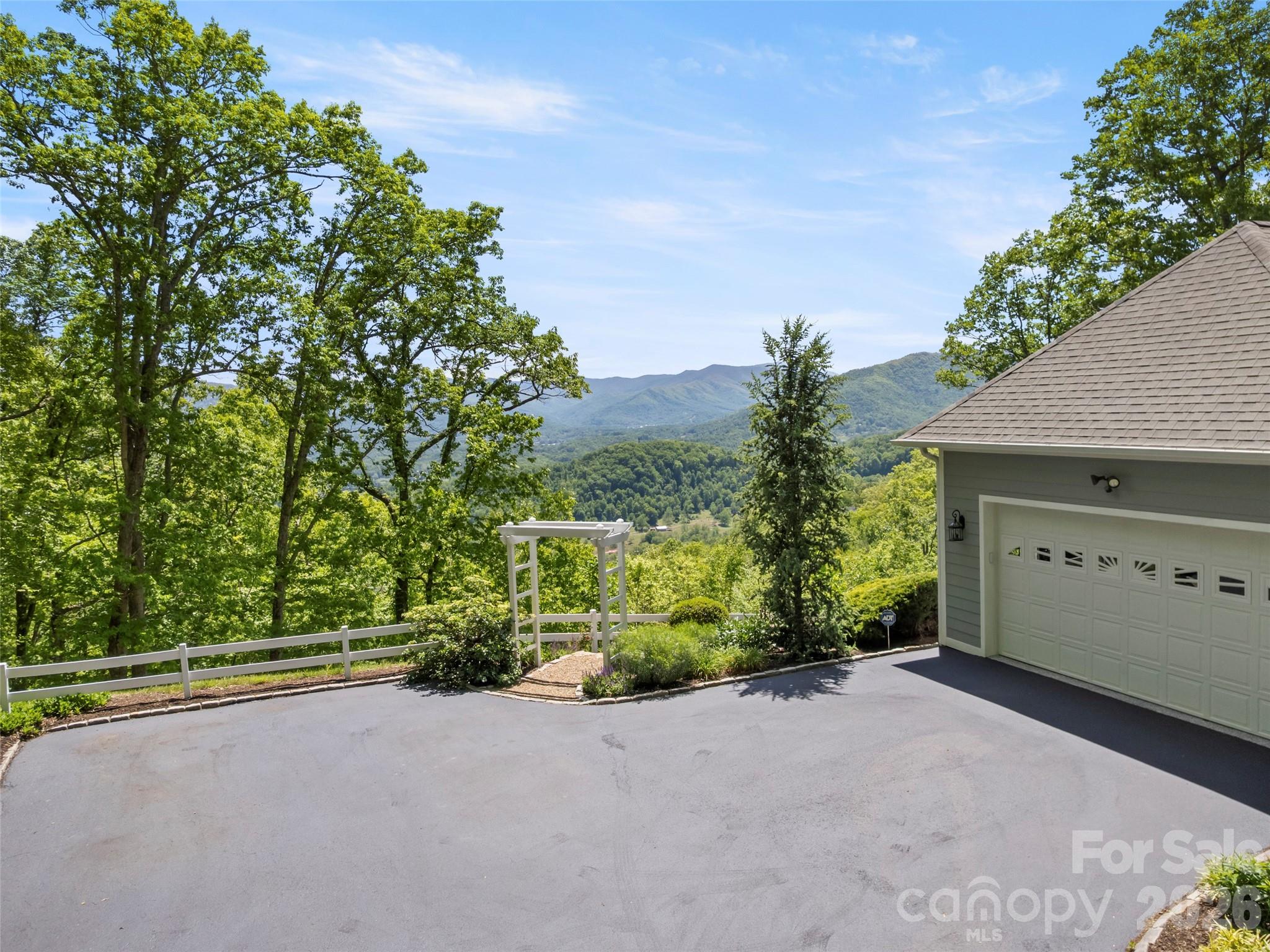 1278 Breckenridge Road — Waynesville