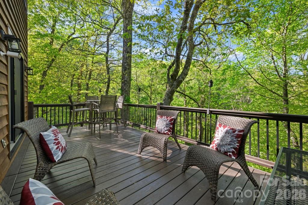 133 Brown Mountain Ridge Road — Blowing Rock