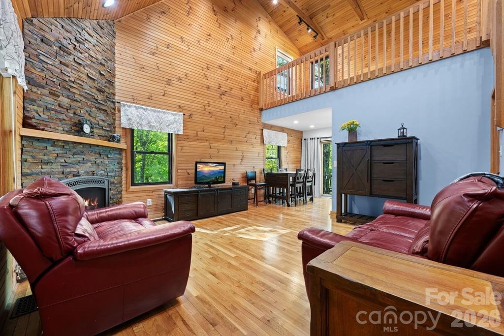 133 Brown Mountain Ridge Road — Blowing Rock