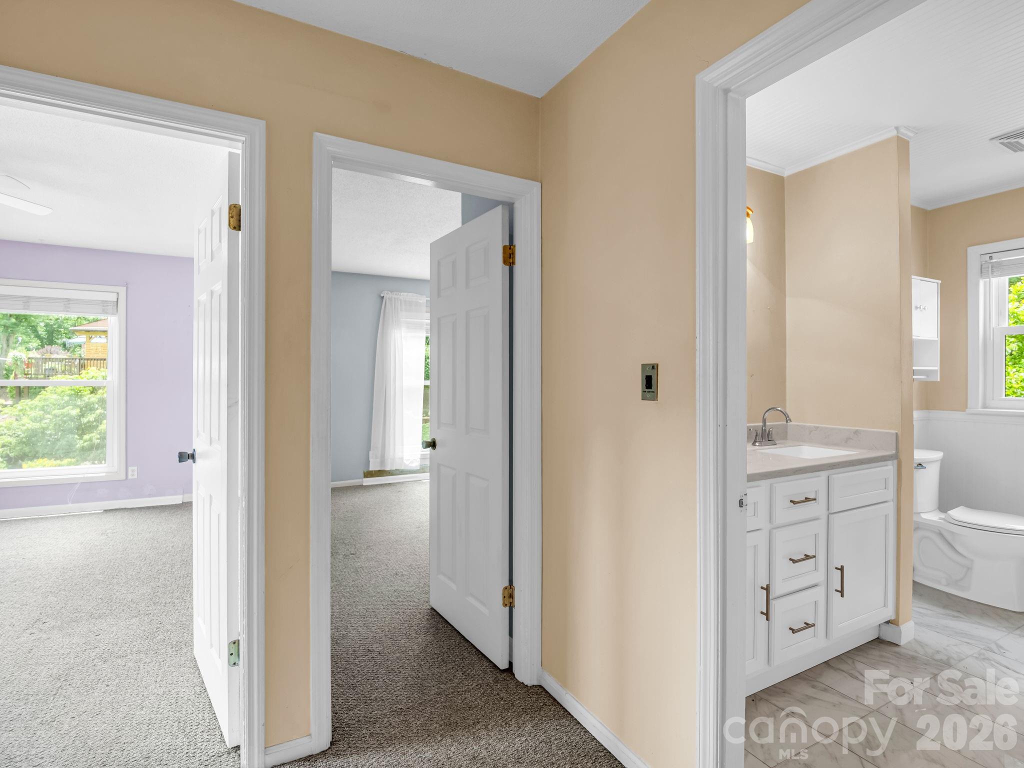 117 Willow Way — Hendersonville