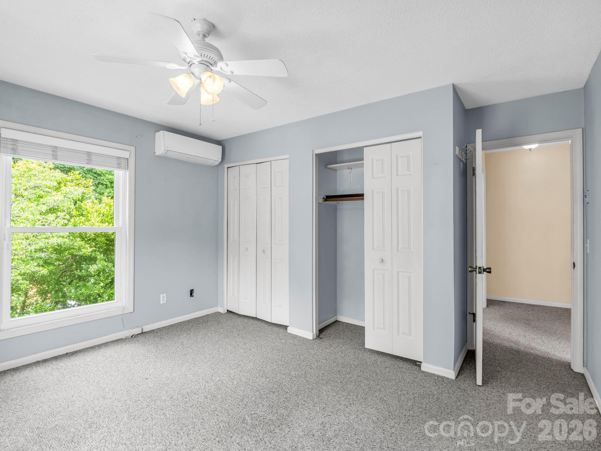 117 Willow Way — Hendersonville
