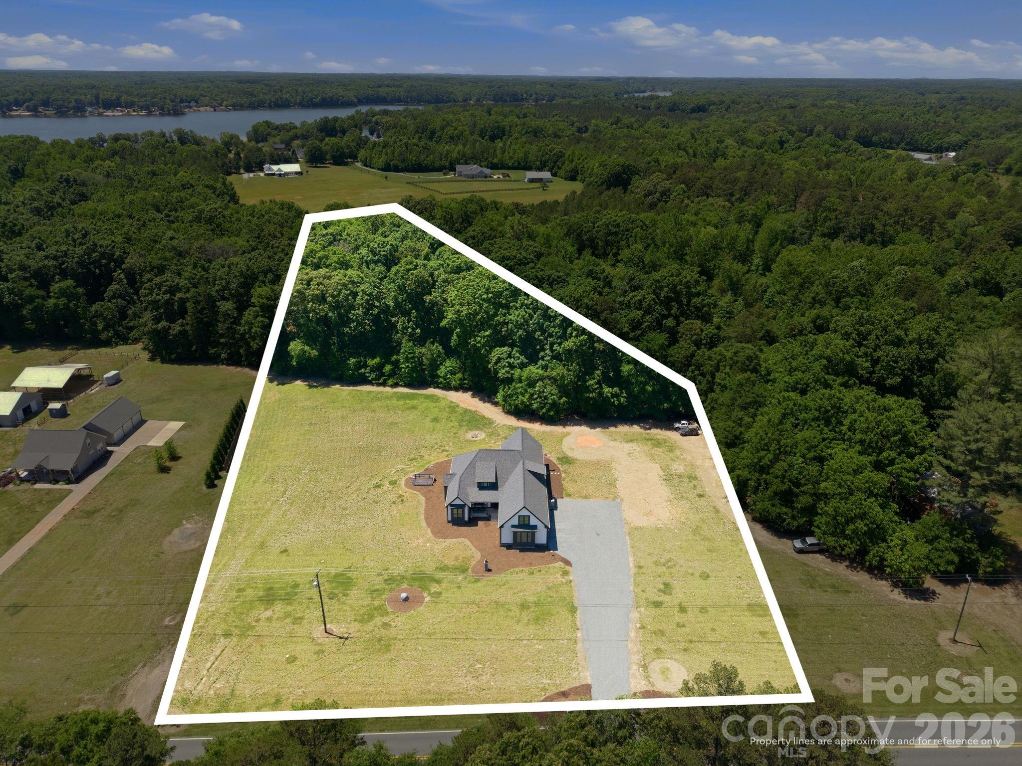 8815 Bringle Ferry Road — Salisbury