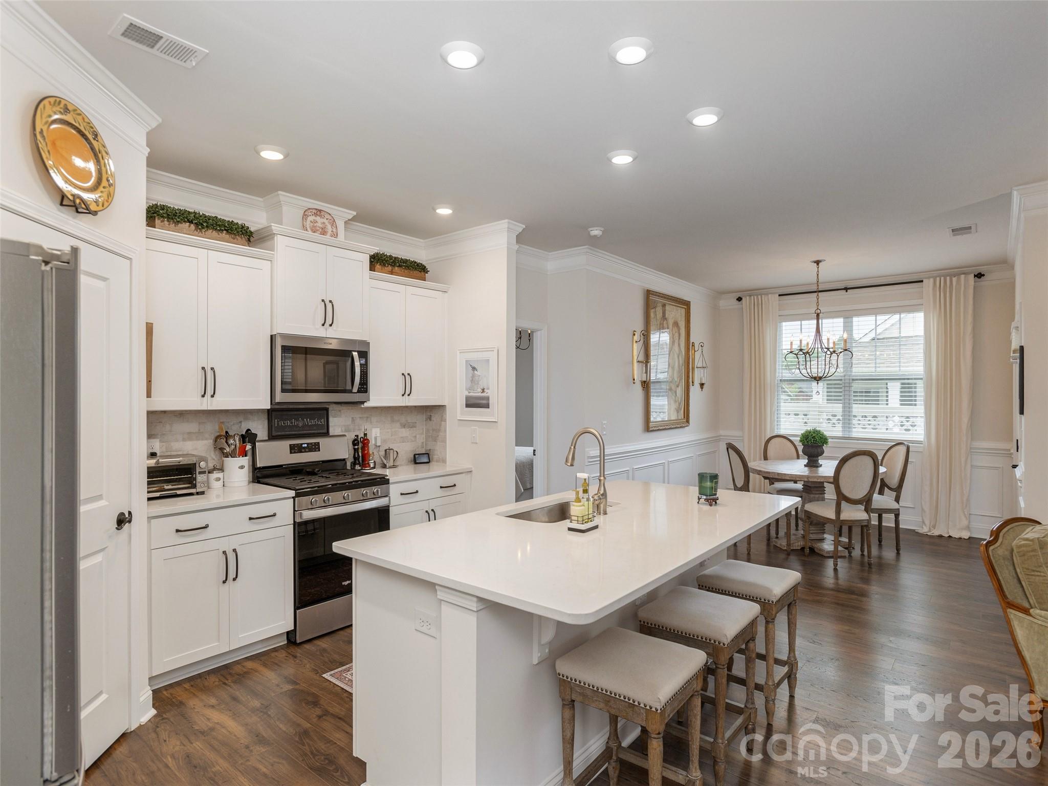 743 Summerfield Place — Flat Rock