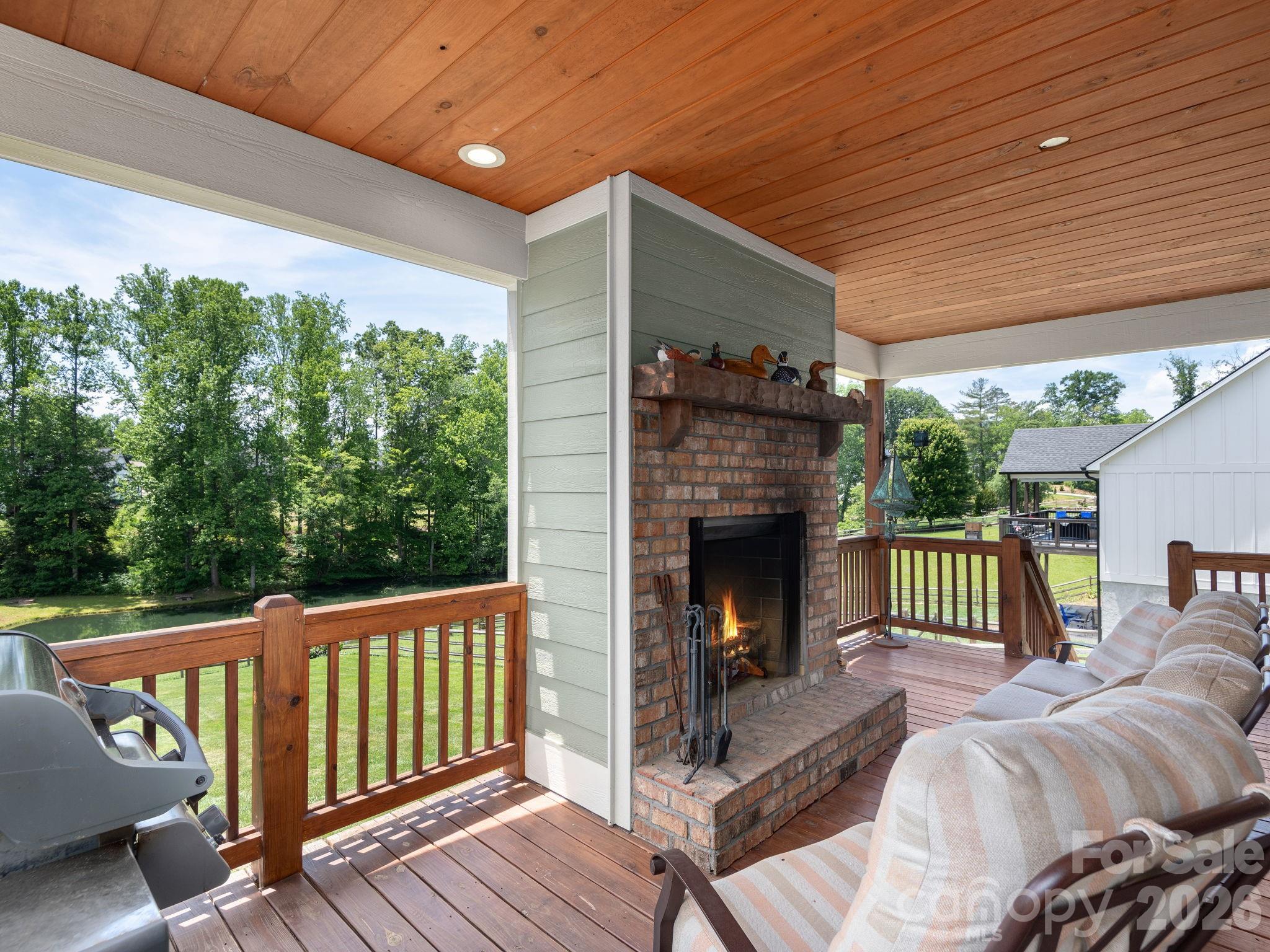 4 Farm Pond Lane — Candler