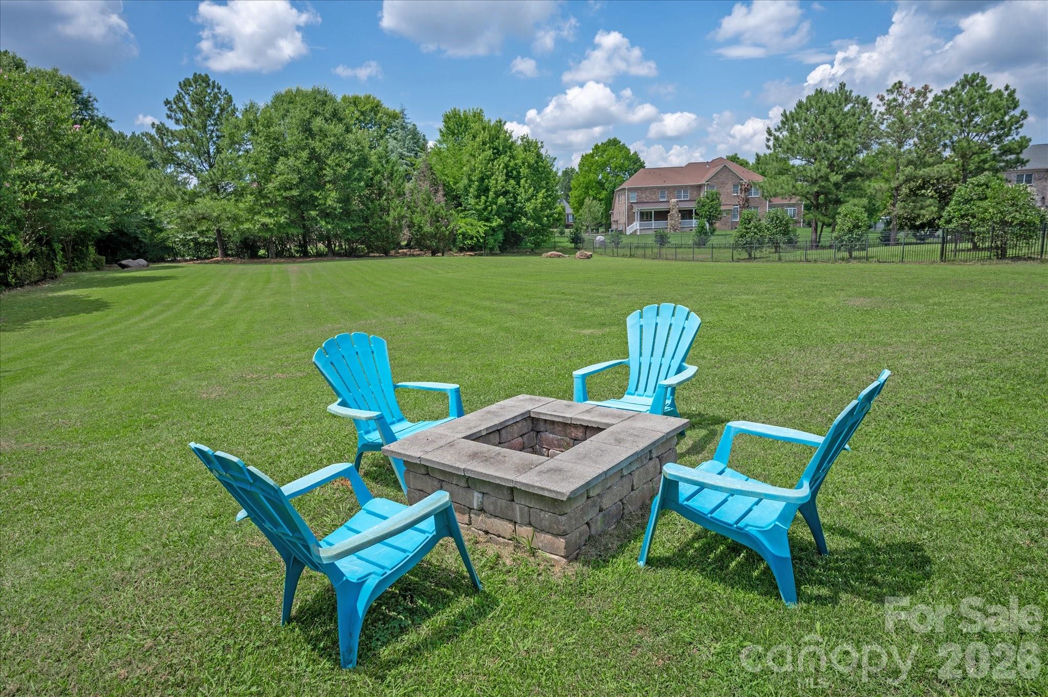 201 Kindling Wood Lane — Marvin