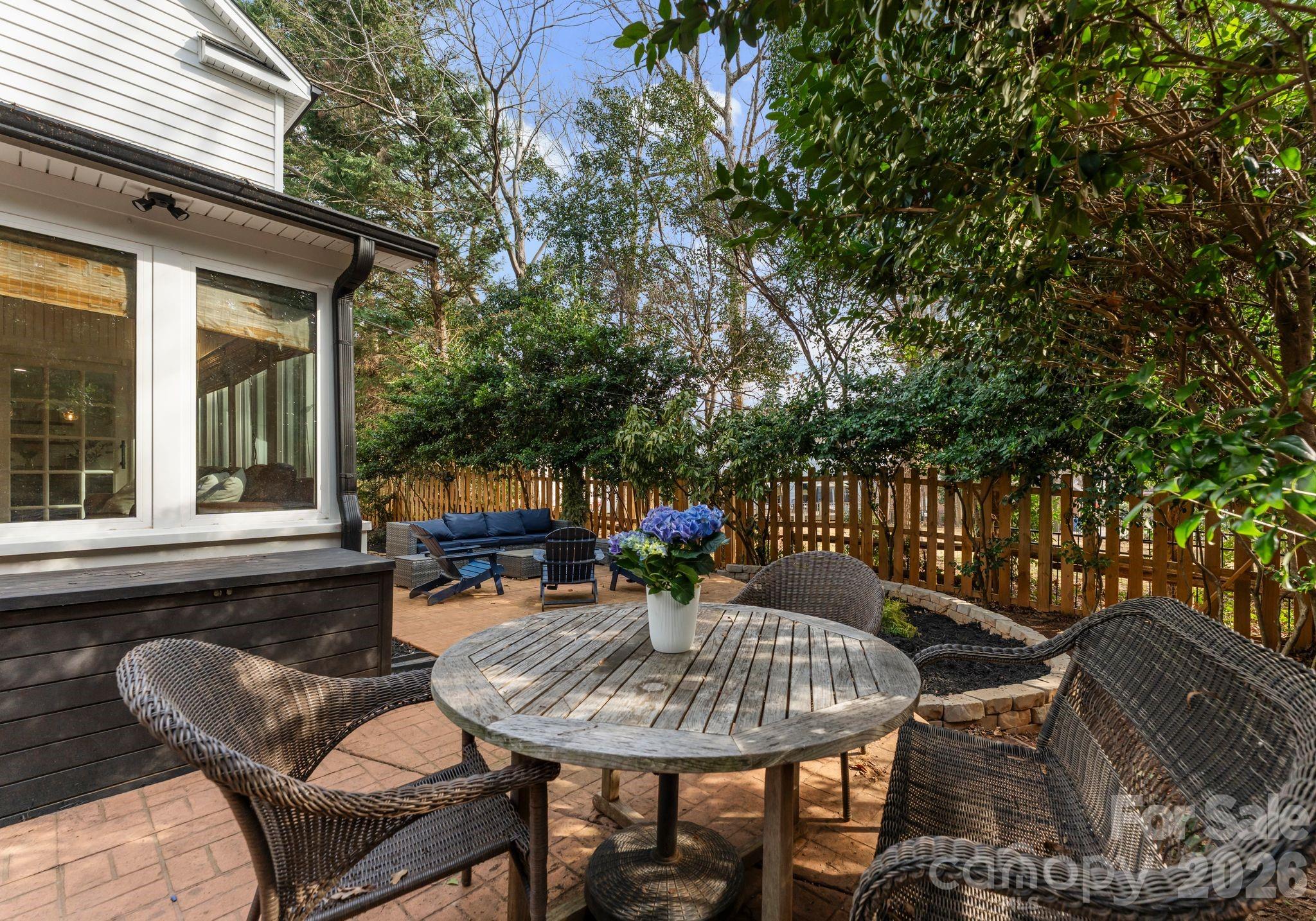 153 Ashford Hollow Lane — Mooresville