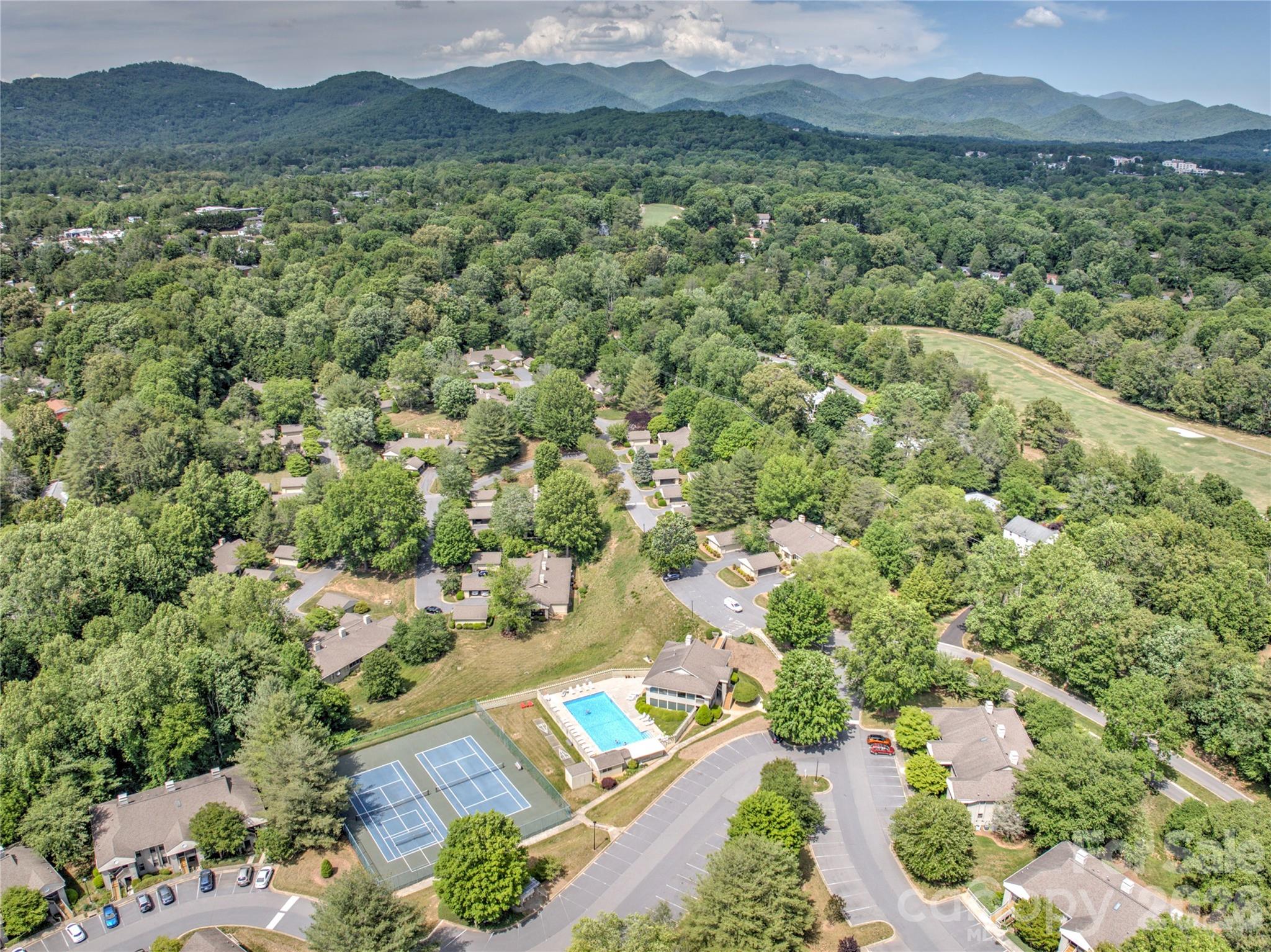 4102 Dominic Lane — Asheville