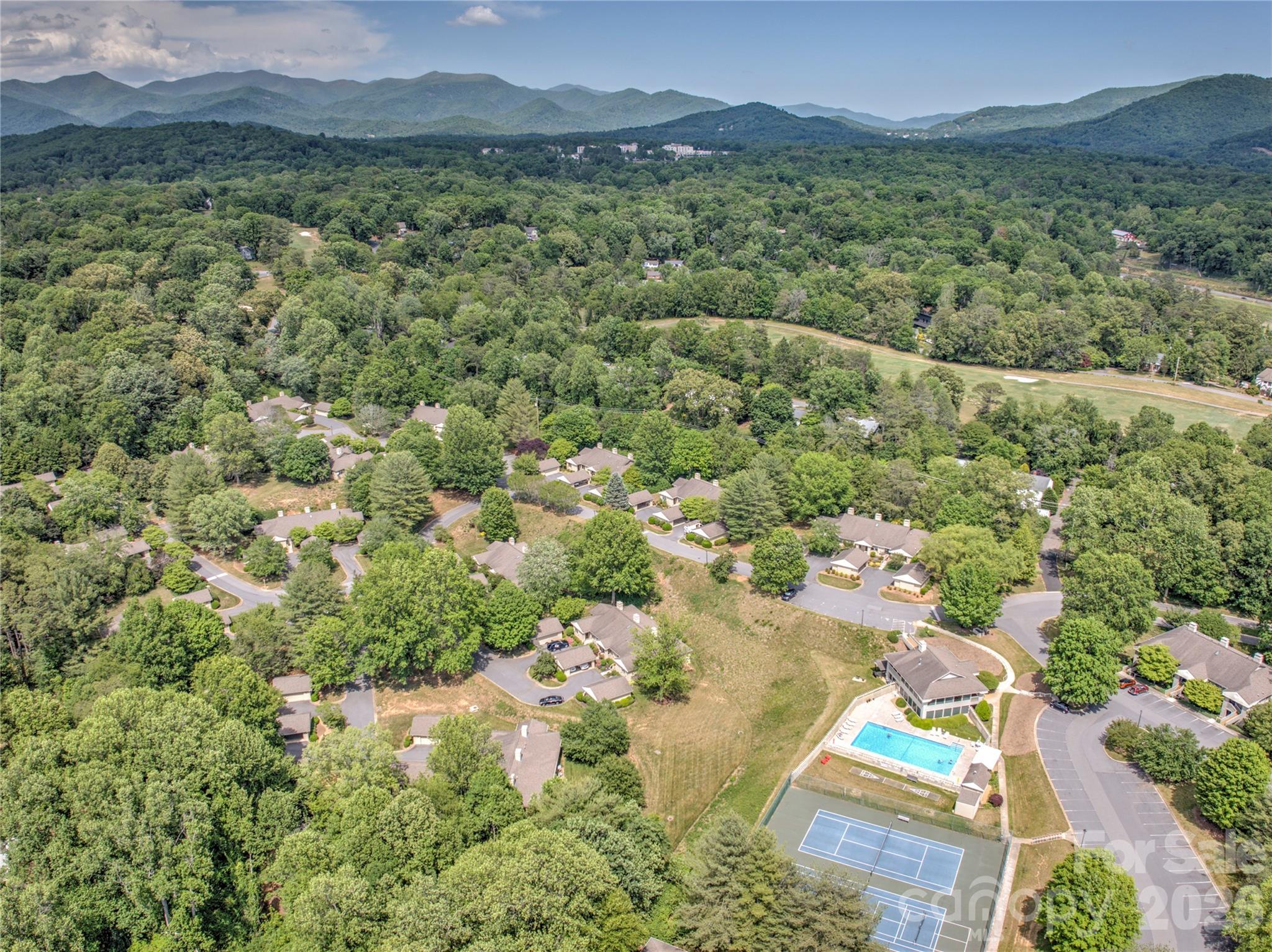 4102 Dominic Lane — Asheville
