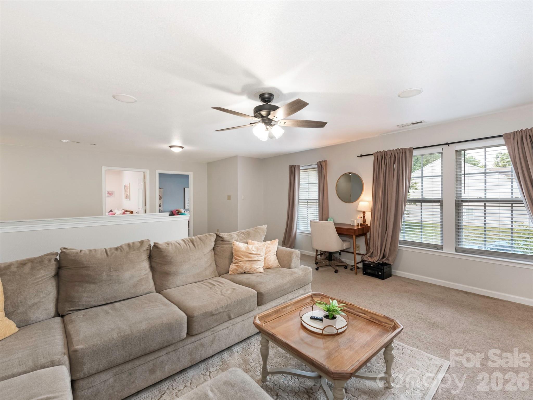 941 Capetown Lane — Clover