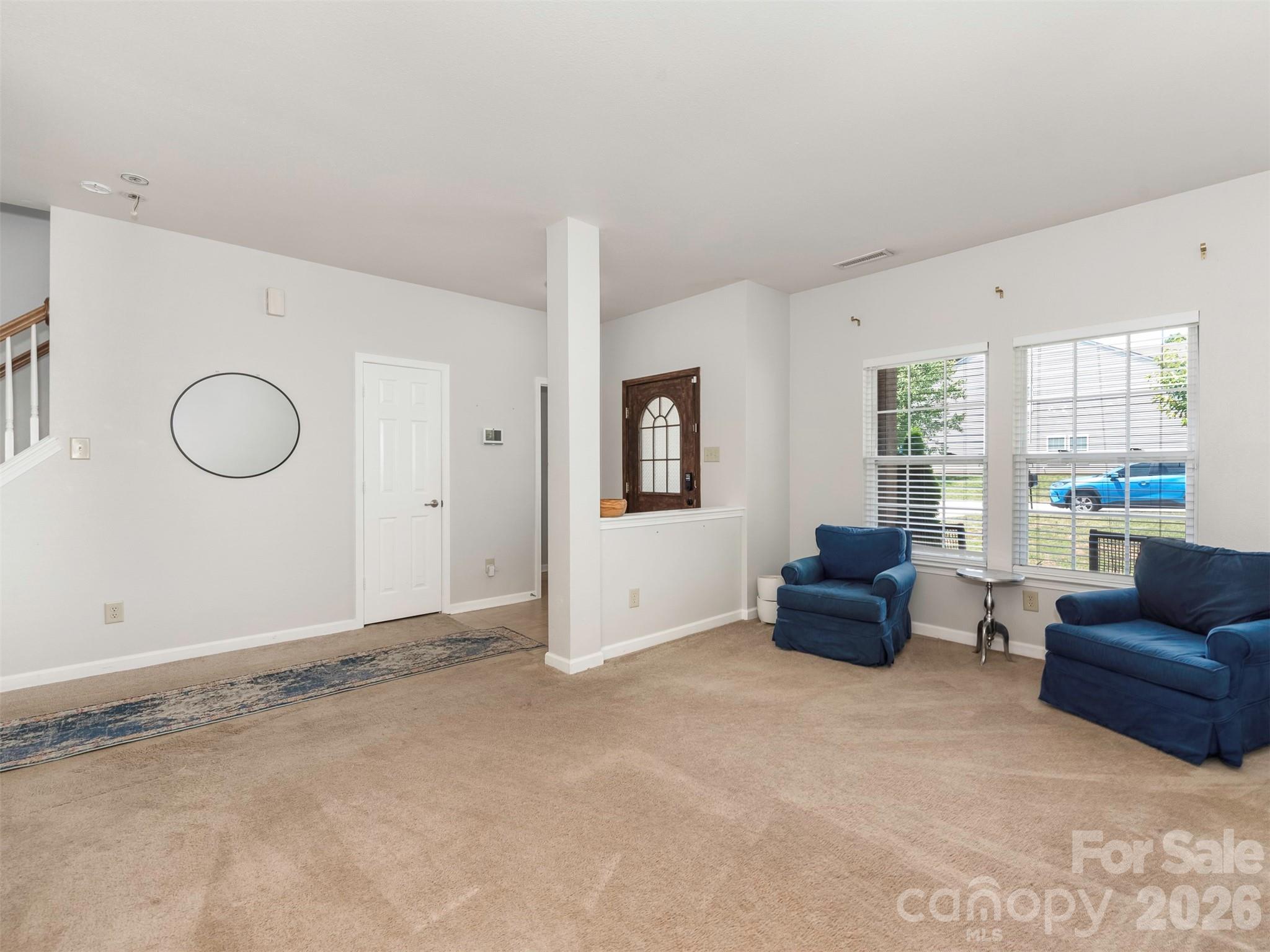 941 Capetown Lane — Clover