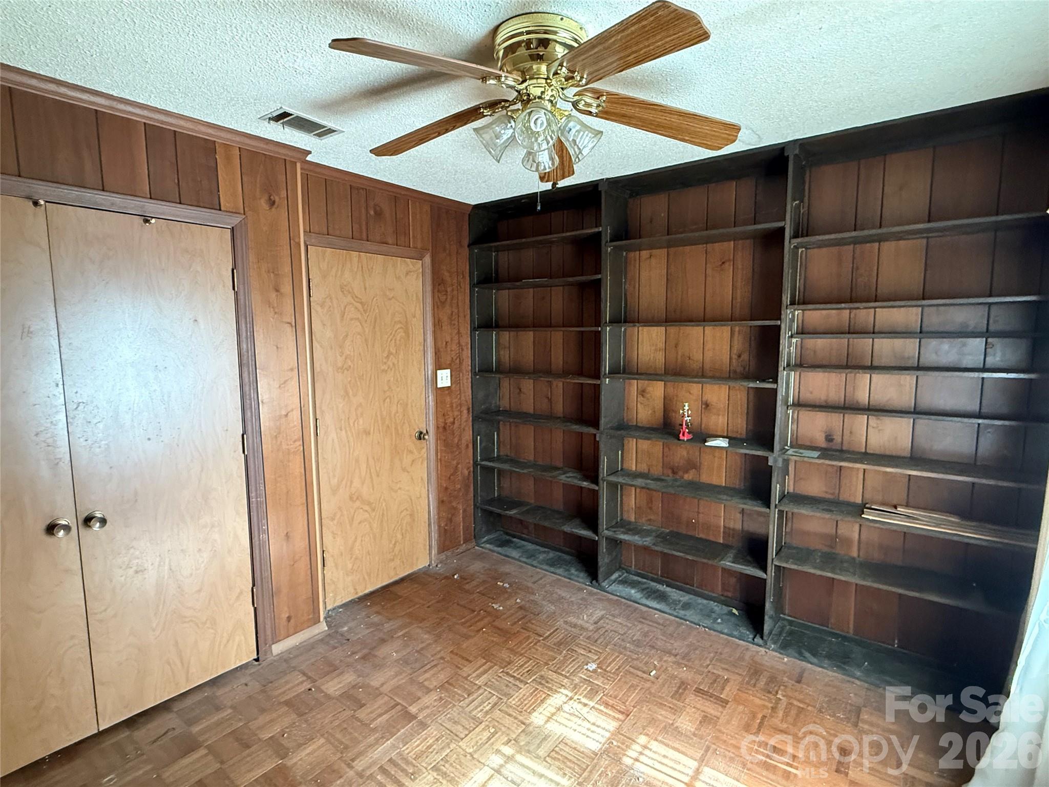 10100 Starwood Drive — Charlotte