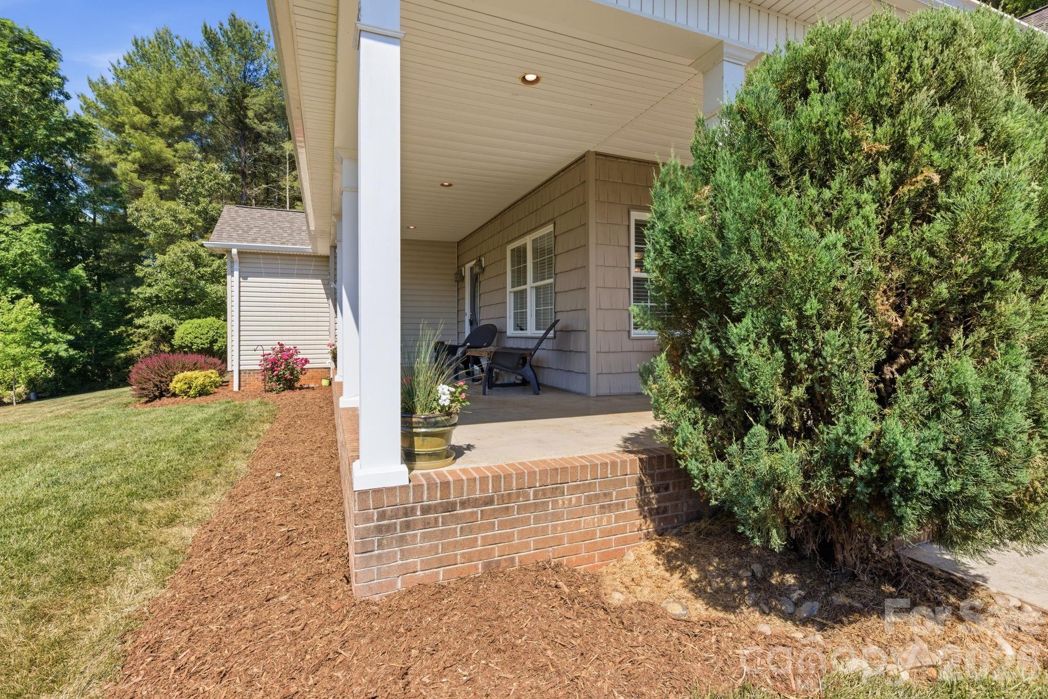 23 Moser Circle — Taylorsville