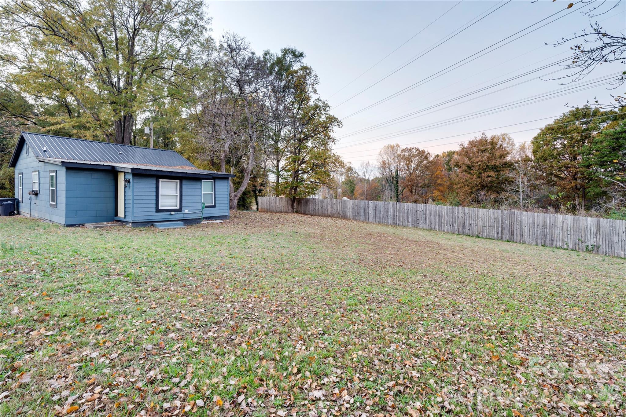 1327 11th Street — Statesville