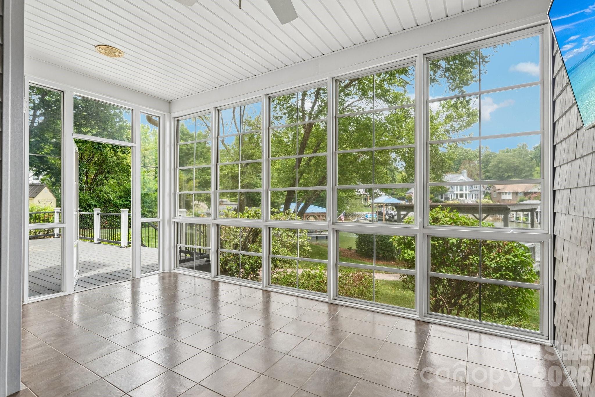 165 Prestwood Lane — Mooresville