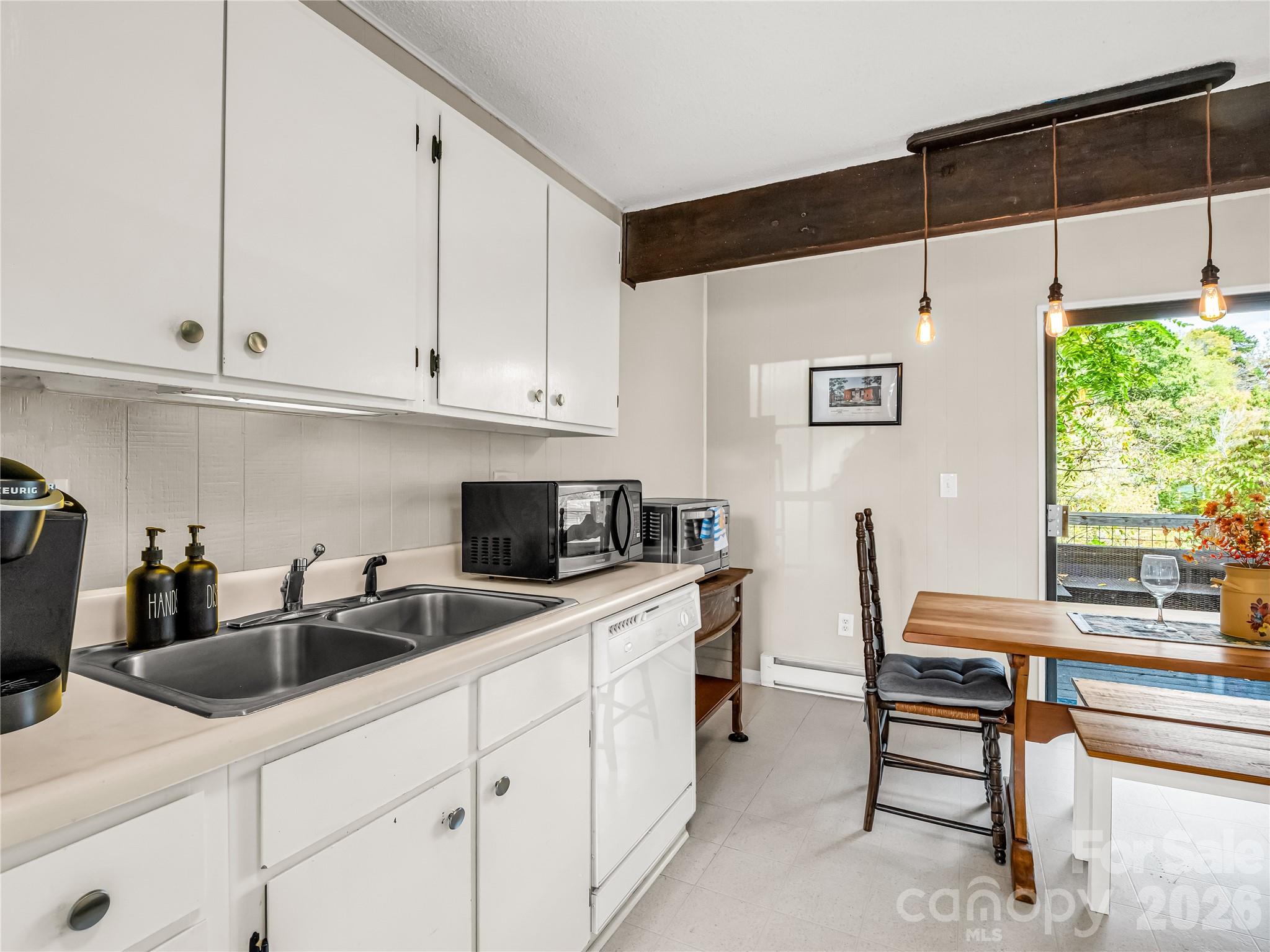 486 Oxford Road — Lake Junaluska