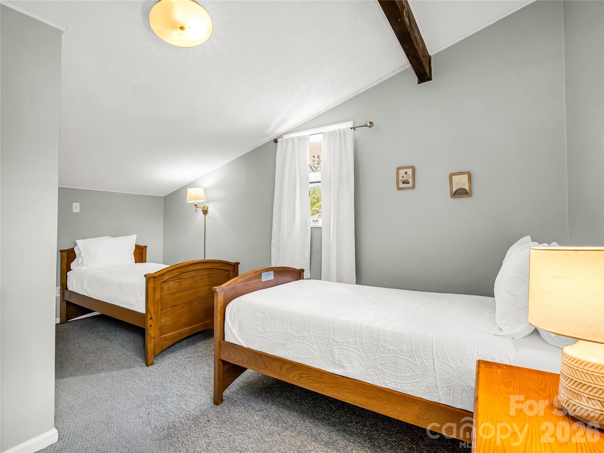 486 Oxford Road — Lake Junaluska