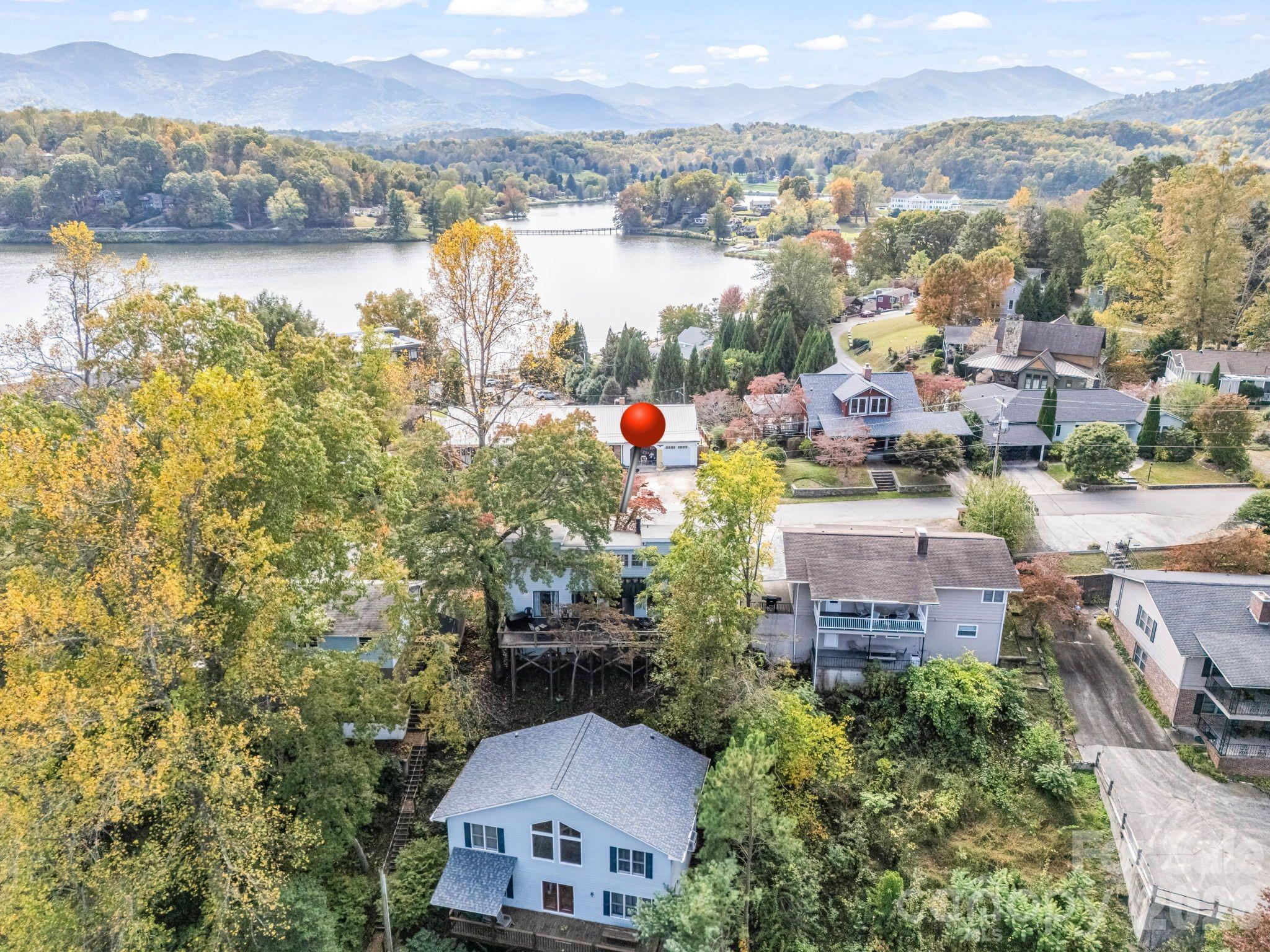 486 Oxford Road — Lake Junaluska