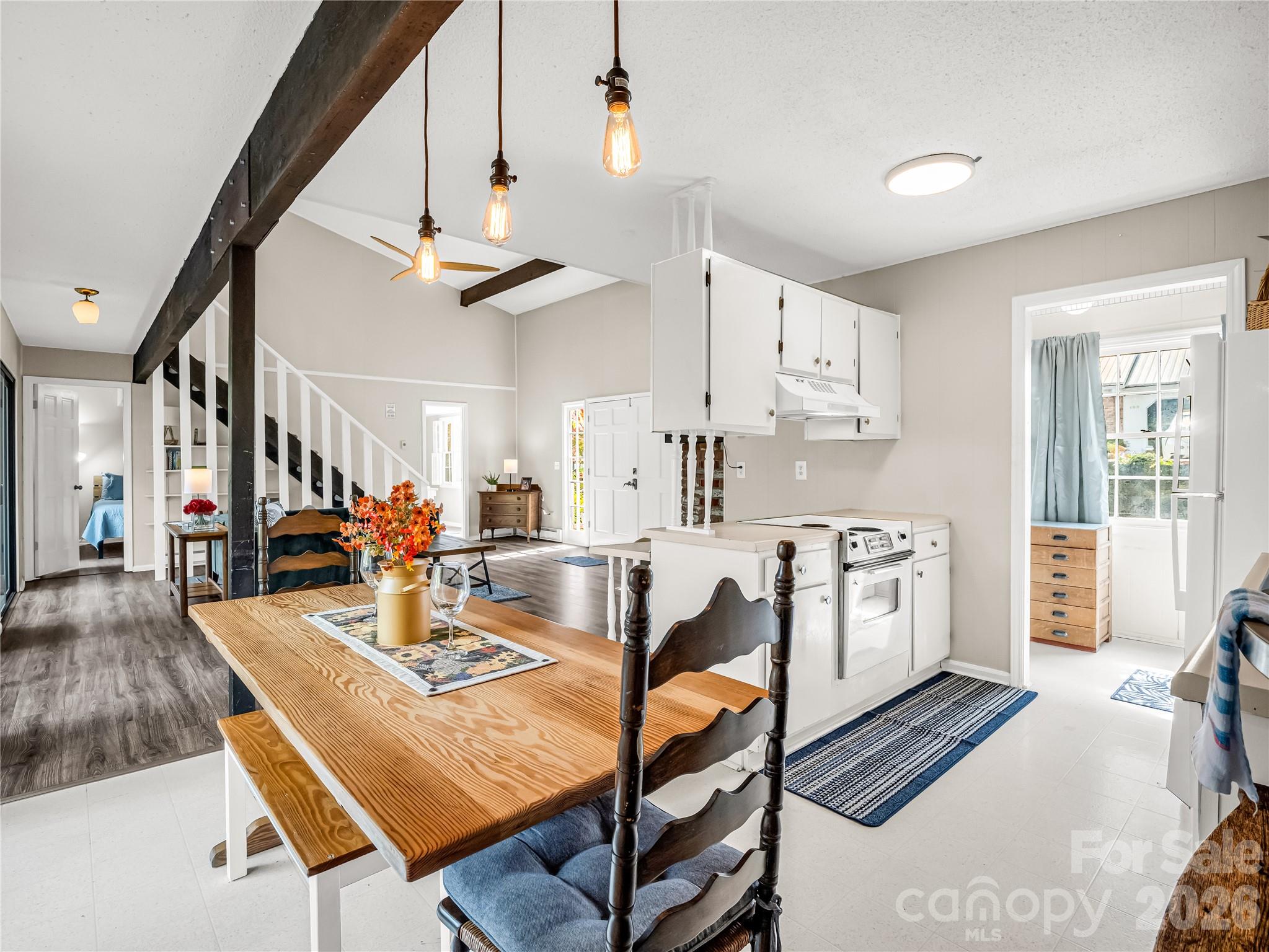 486 Oxford Road — Lake Junaluska