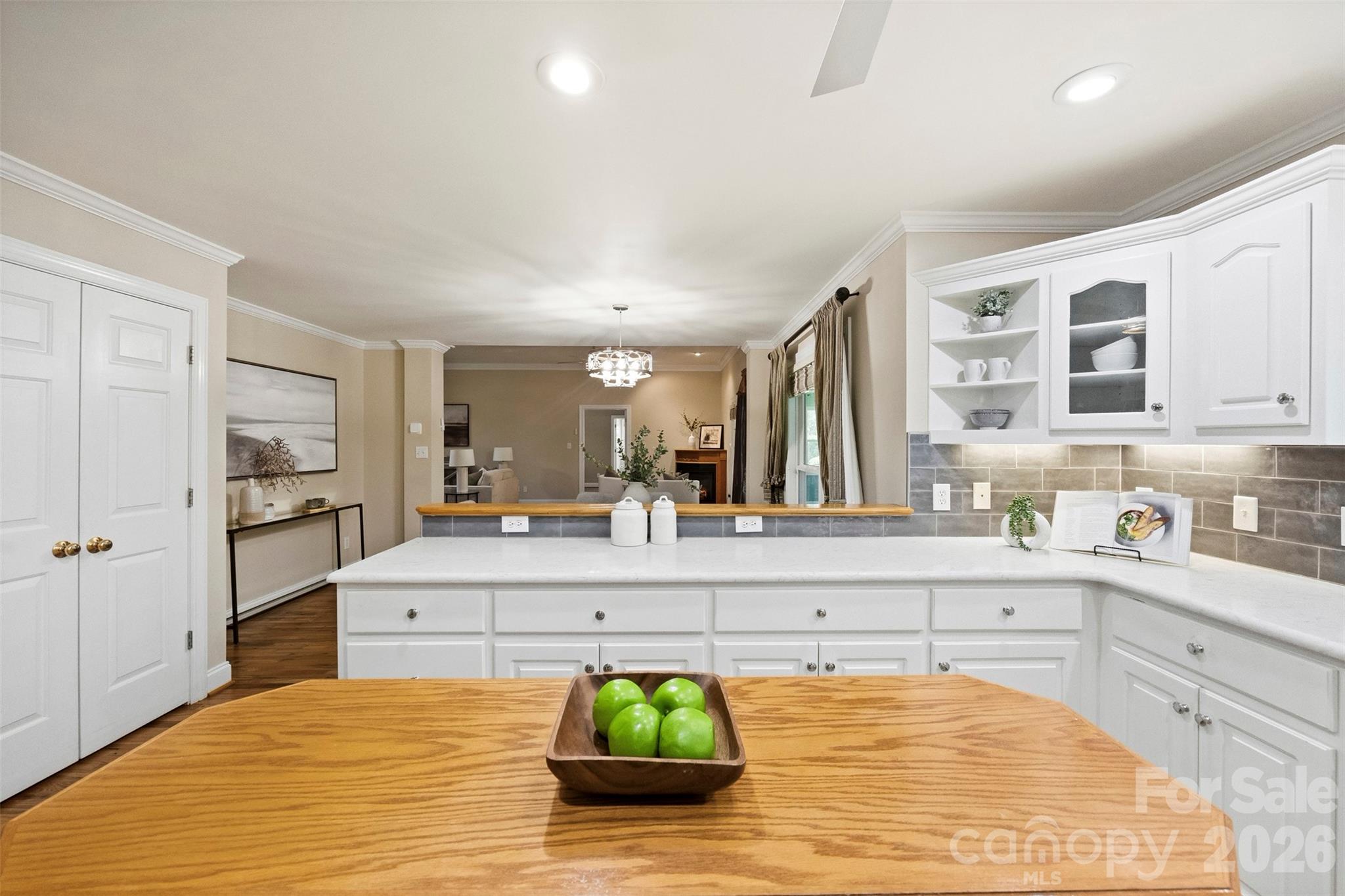 5639 White Store Road — Wingate
