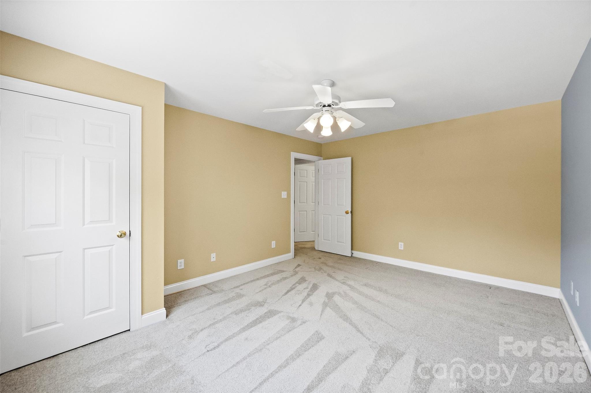 5639 White Store Road — Wingate