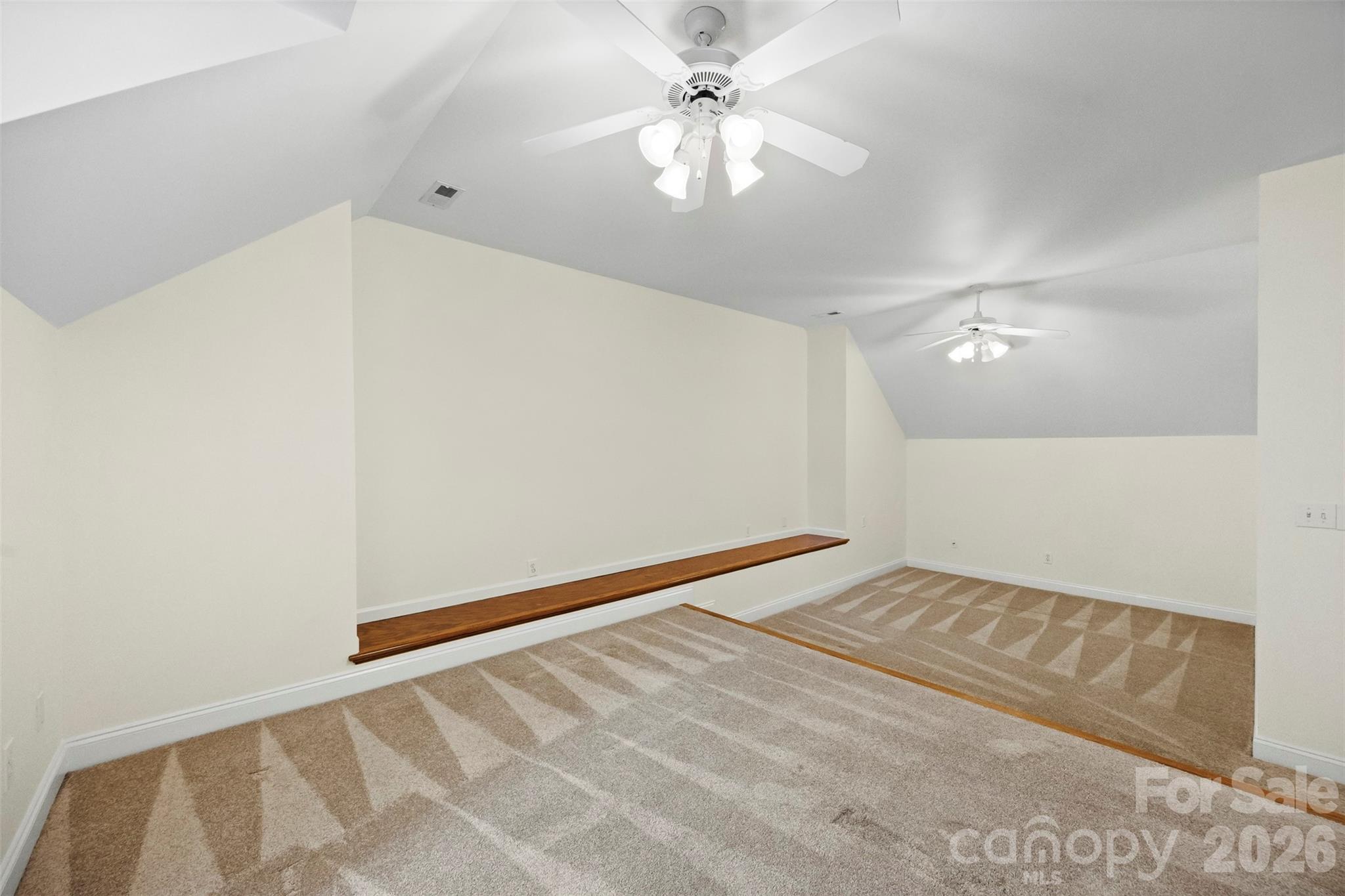5639 White Store Road — Wingate