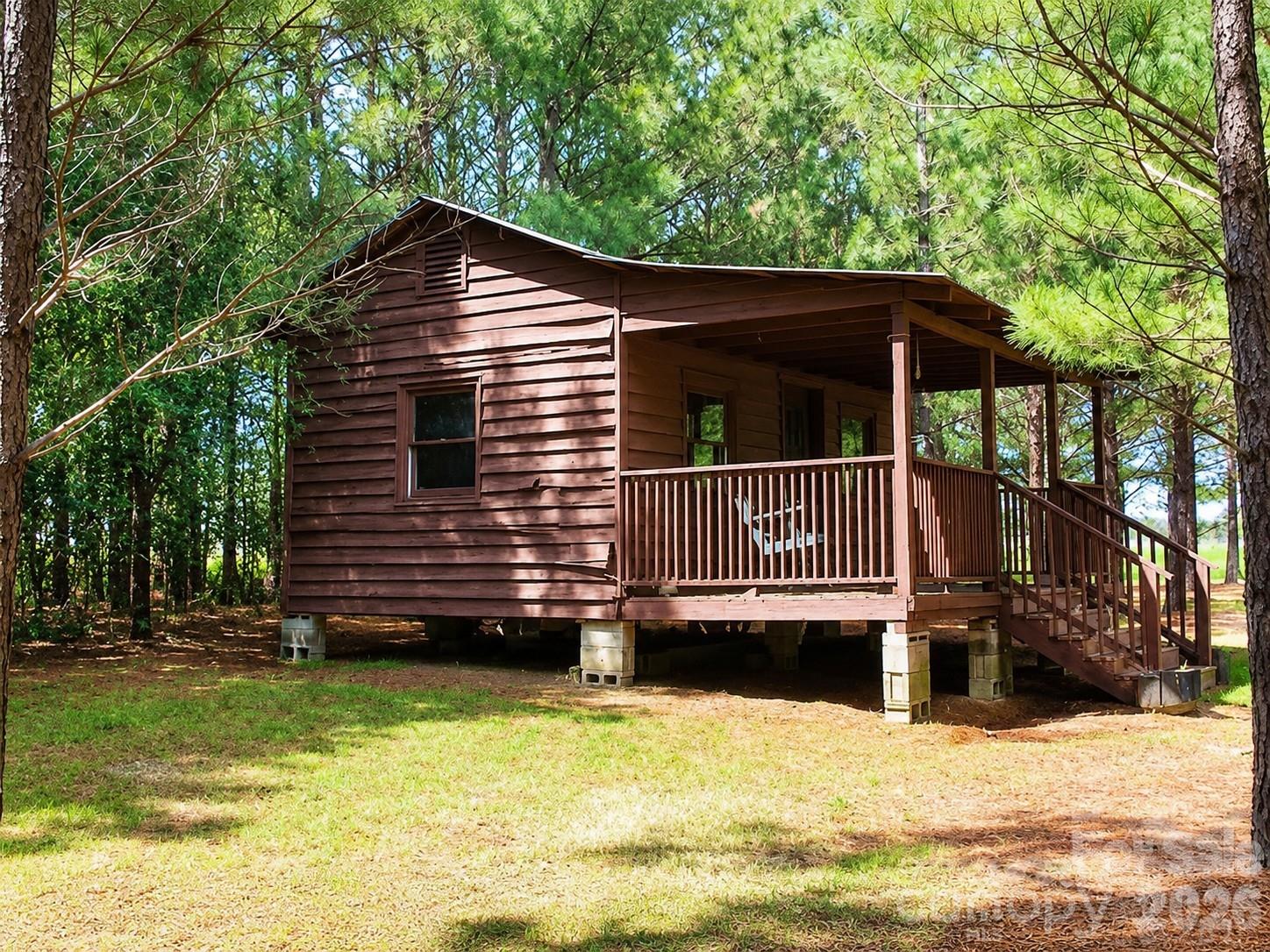 5639 White Store Road — Wingate